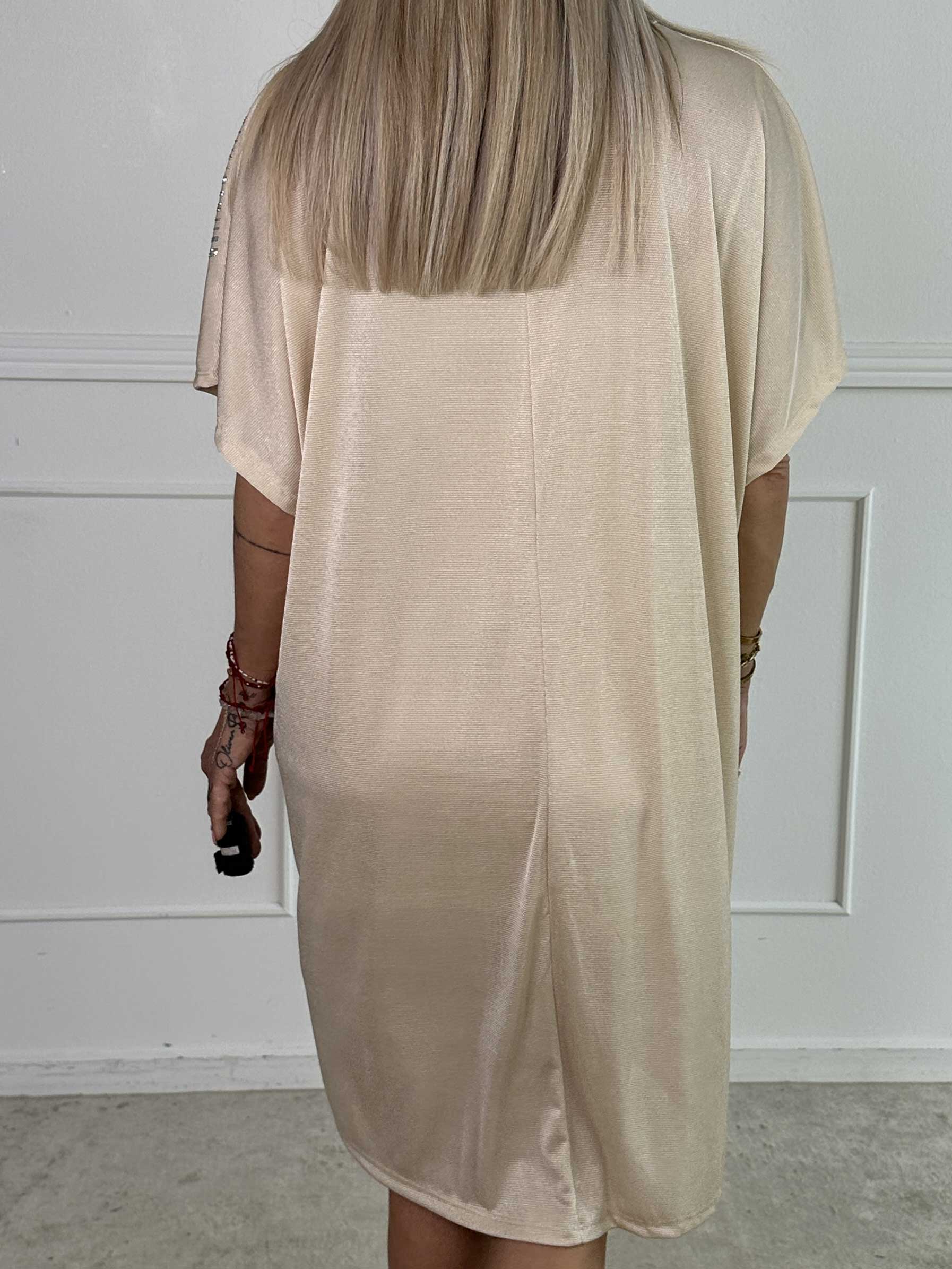 Phoebe - Viskose tunikakjole i løs pasform med similisten