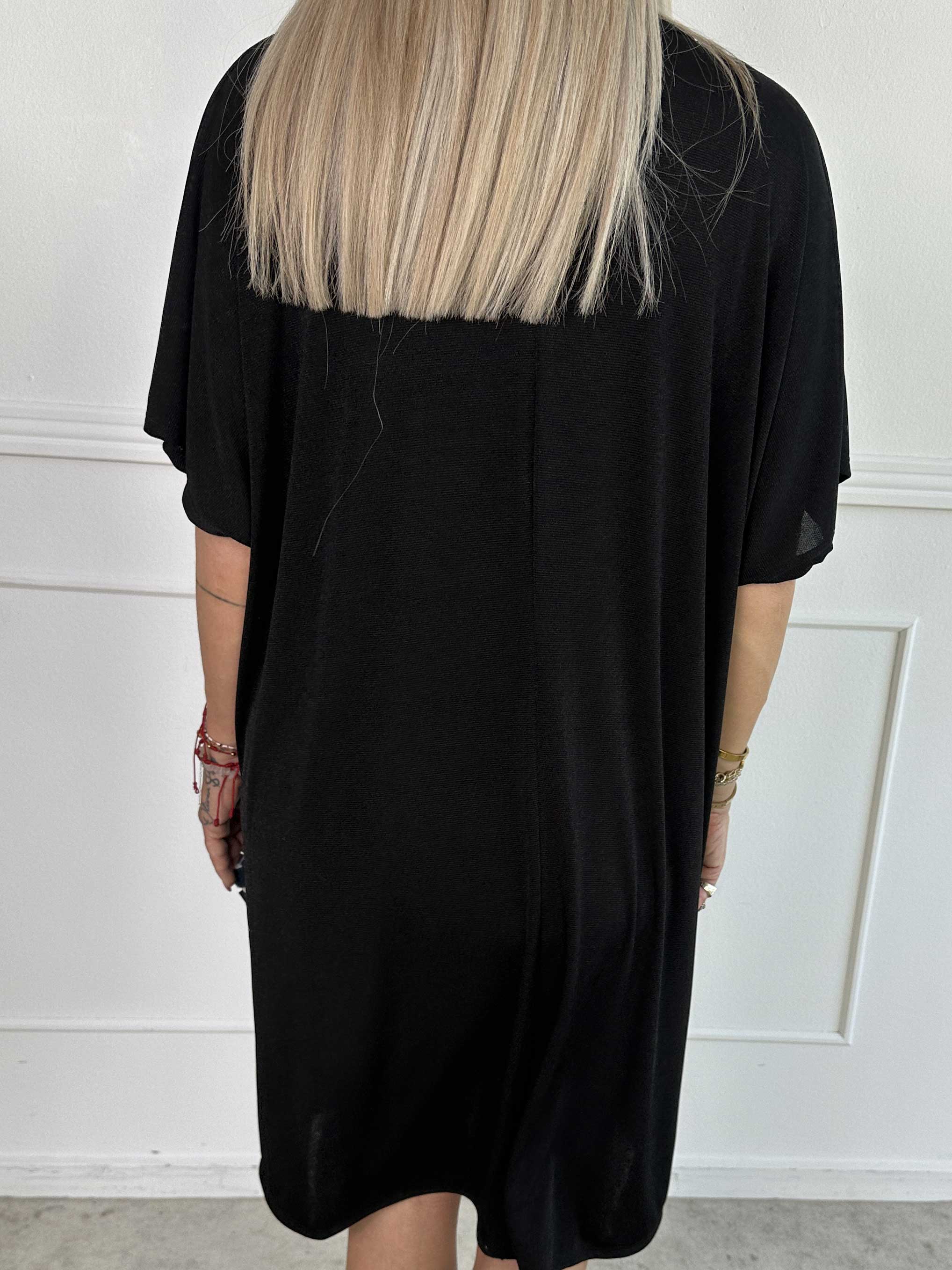 Phoebe - Viskose tunikakjole i løs pasform med similisten