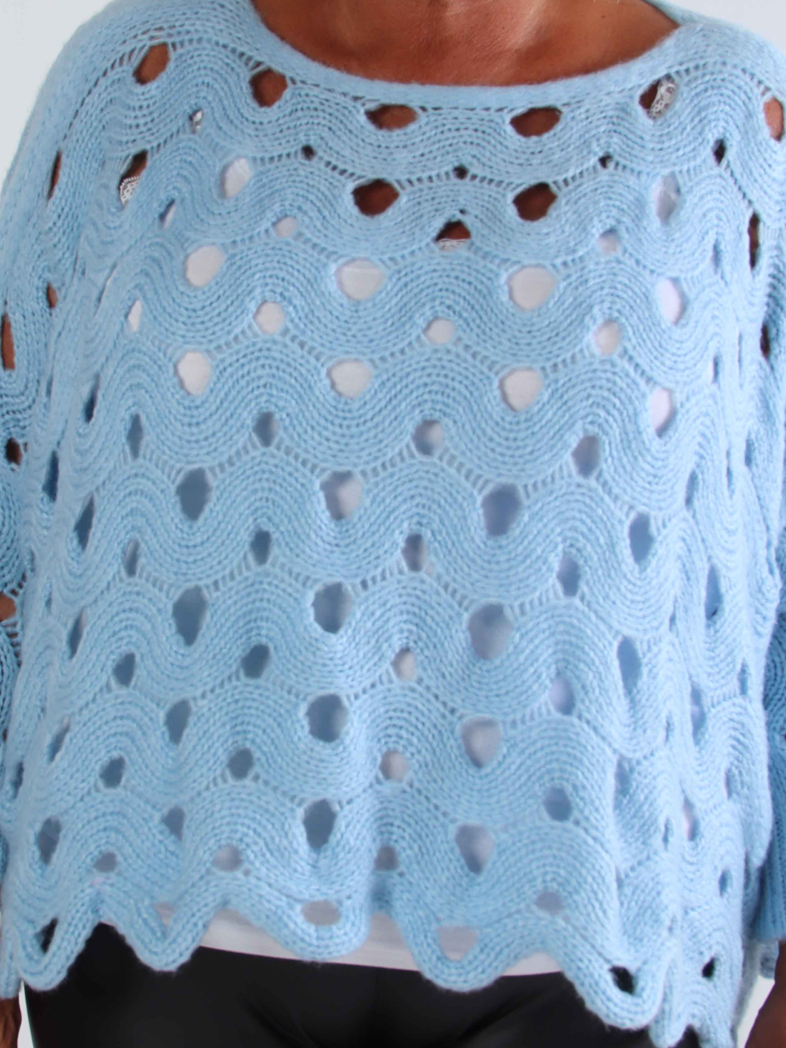 Pia - Hullet plus size strik med flagermus ærmer