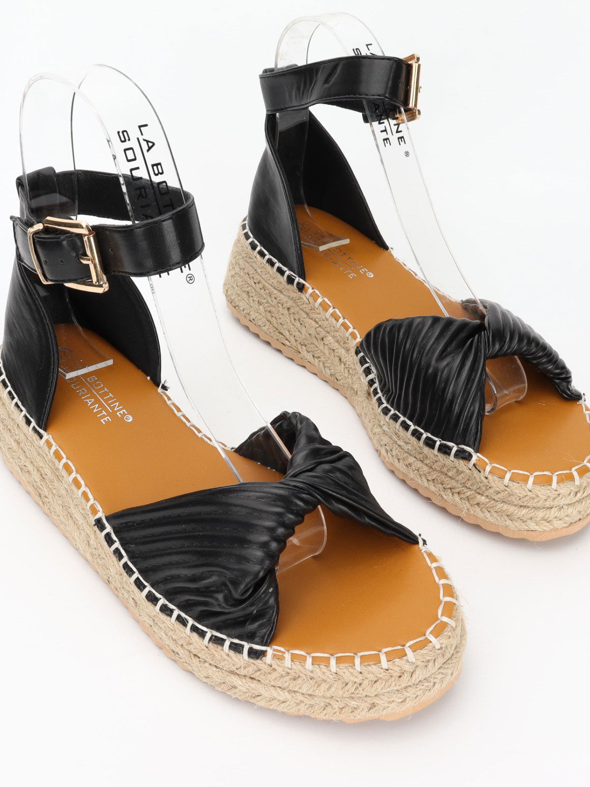 Pippa - Søde sandaler med plateau