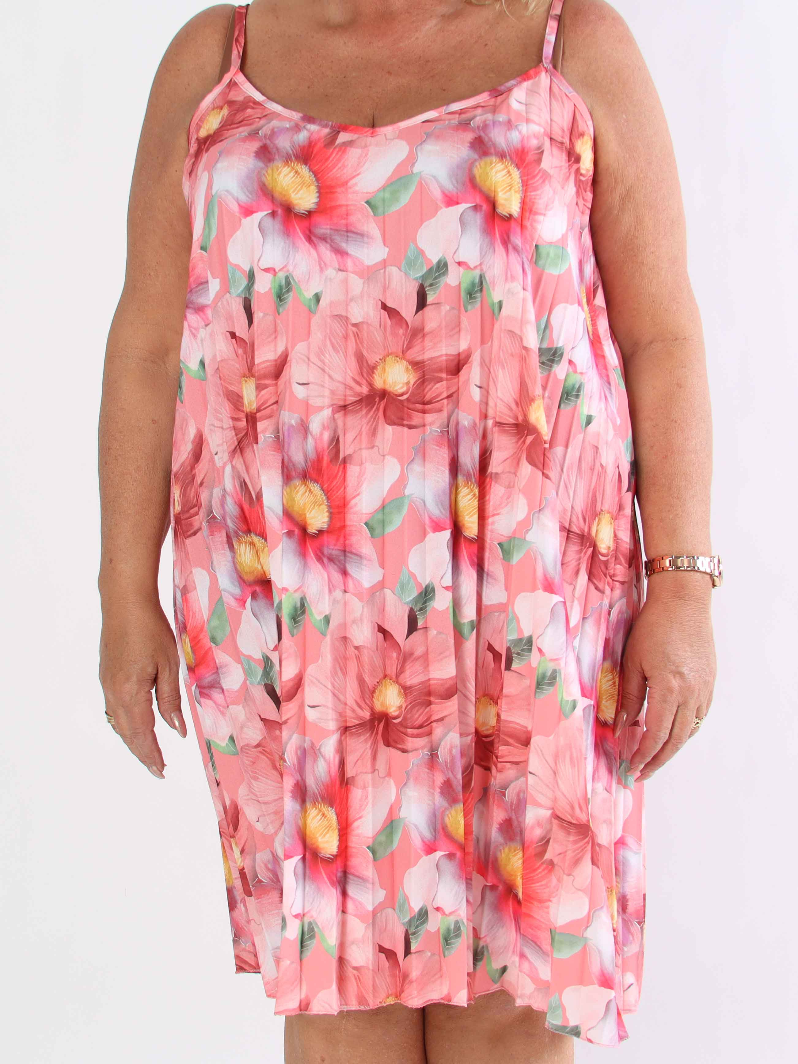 Poppy - Sød plisseret stropkjole i viskose med blomsterprint