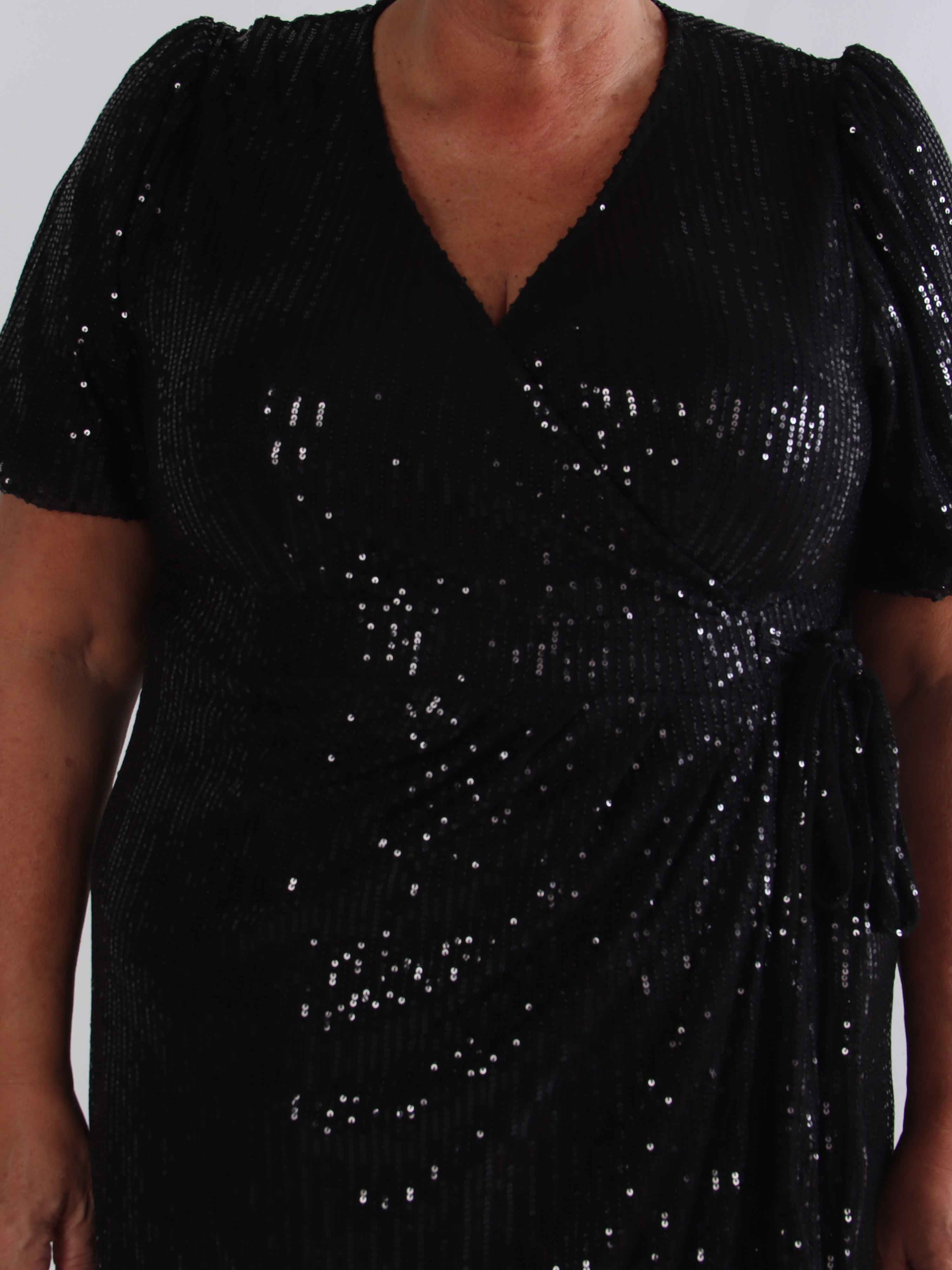 Primula Glitter - Plus size kjole i slå-om look med pailletter