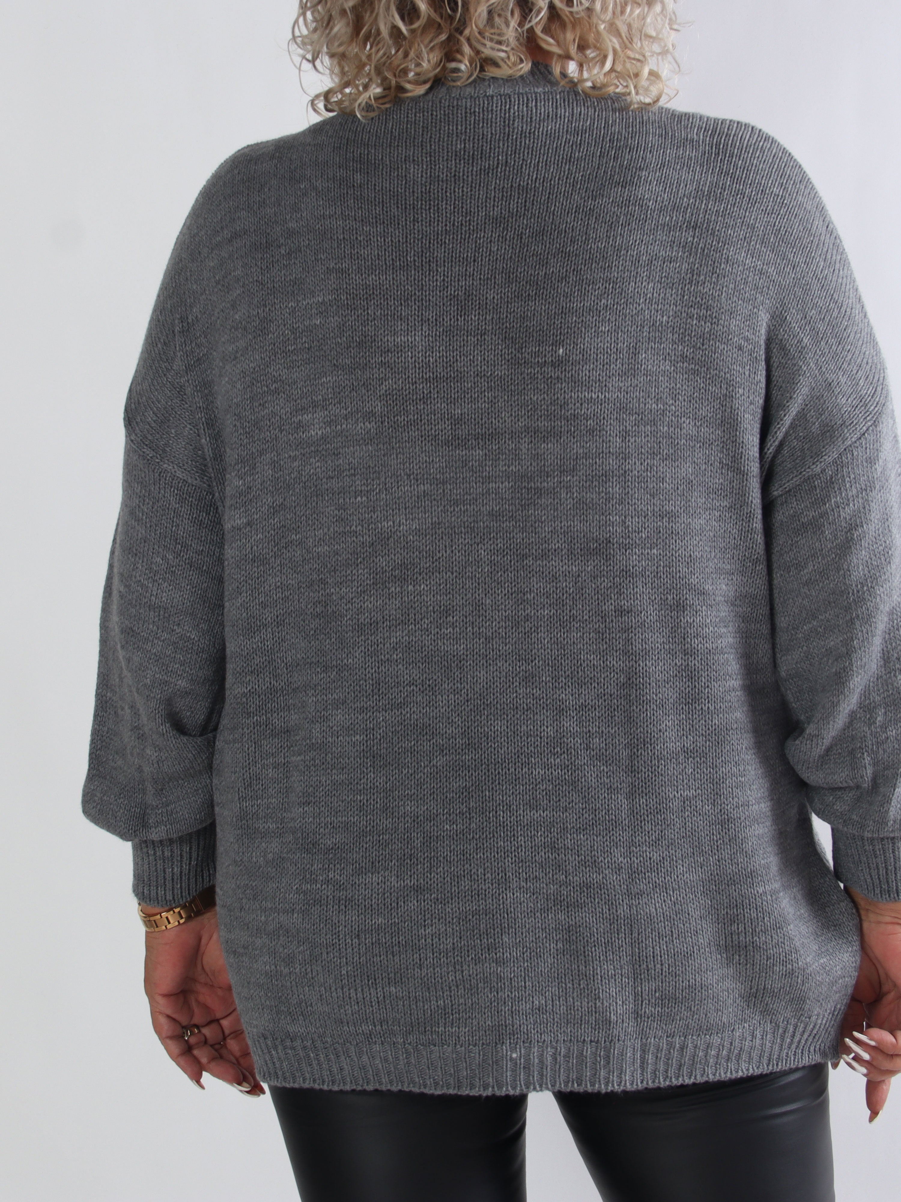 Priscilla - Plus size striktrøje med VOGUE skrevet med guld glimmertråde