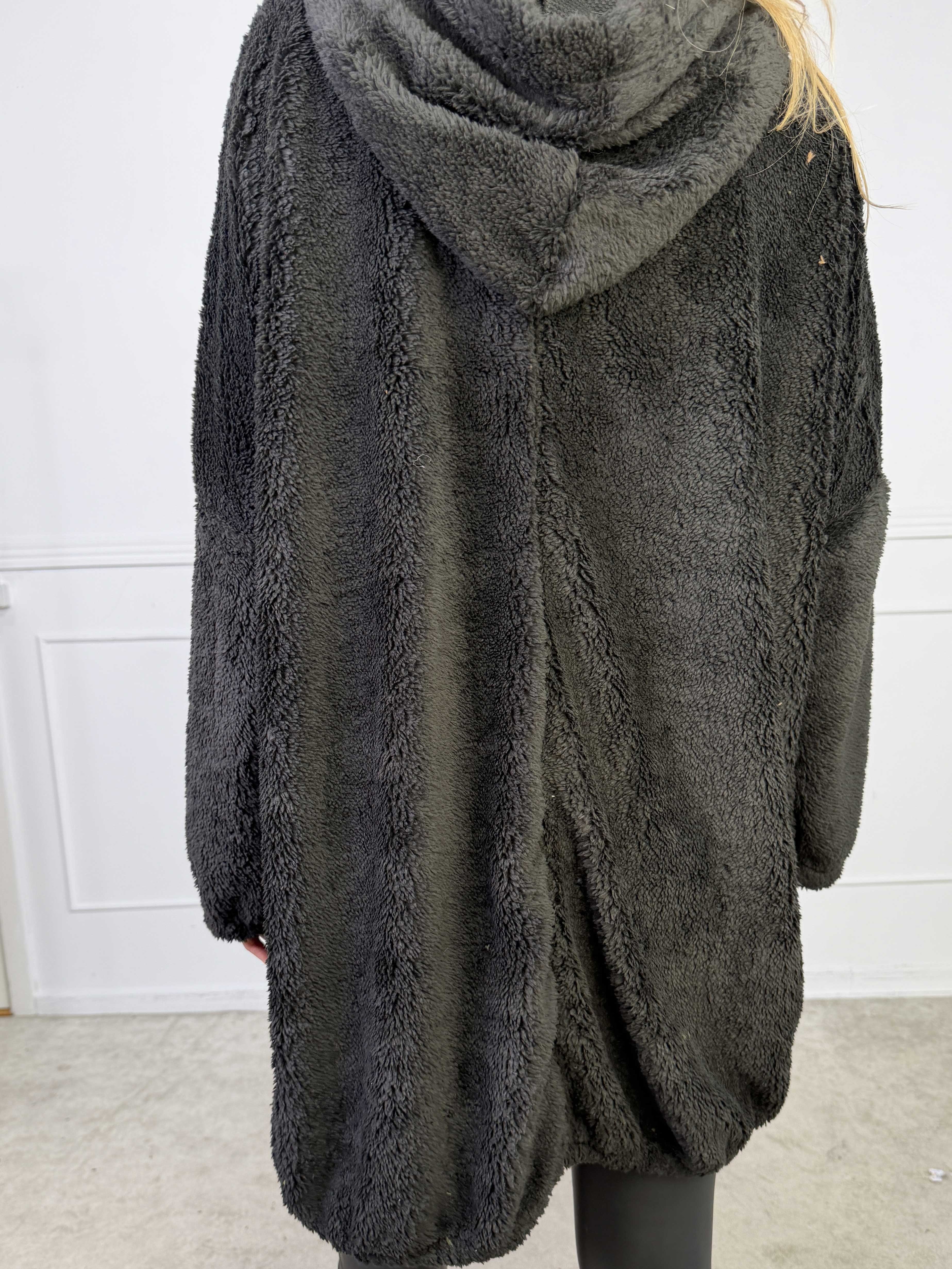 Puffy - Oversized hoodie i fluffy og blød kvalitet