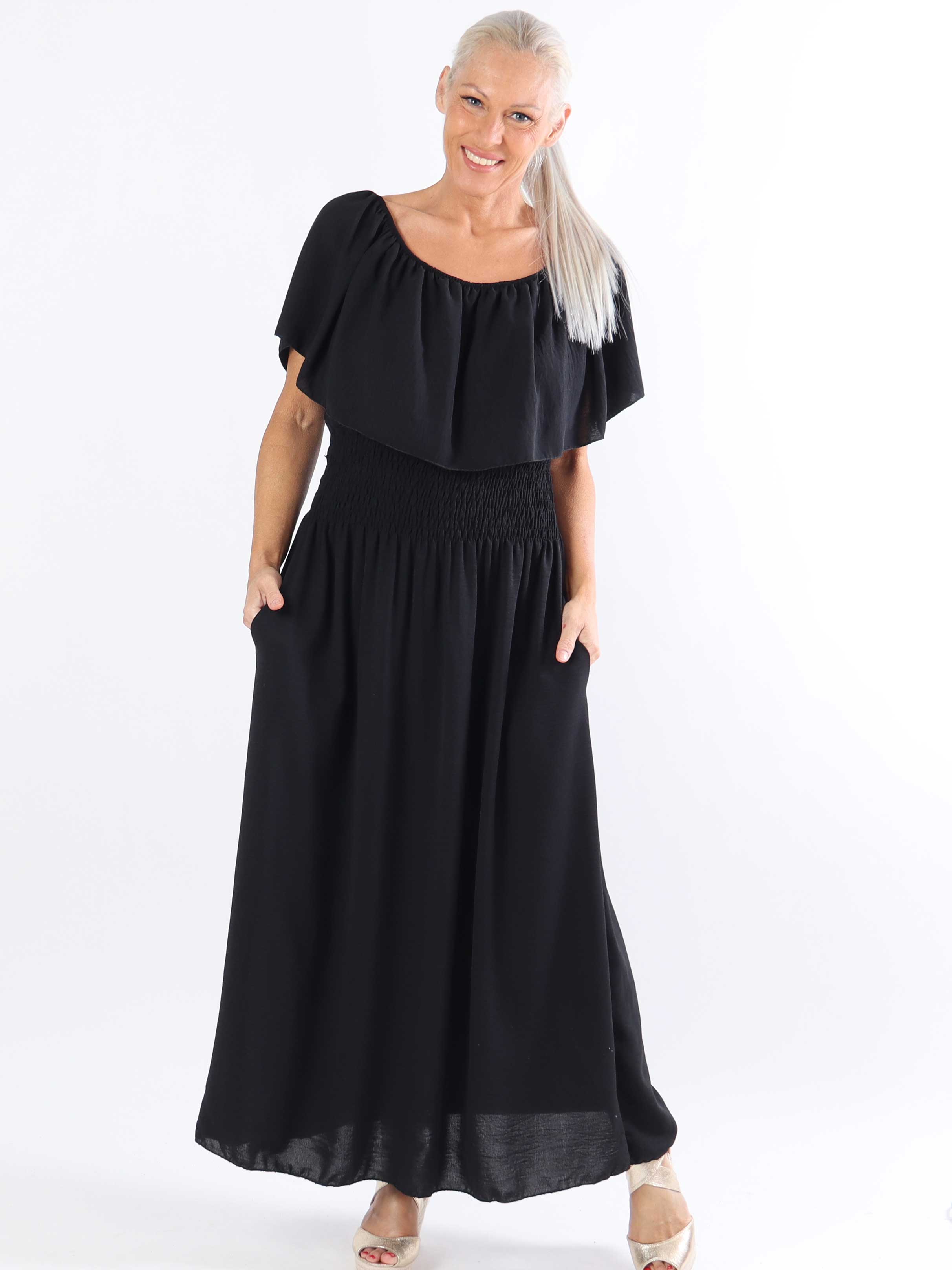 Rachel - Lang plus size kjole med lommer og flæsekant