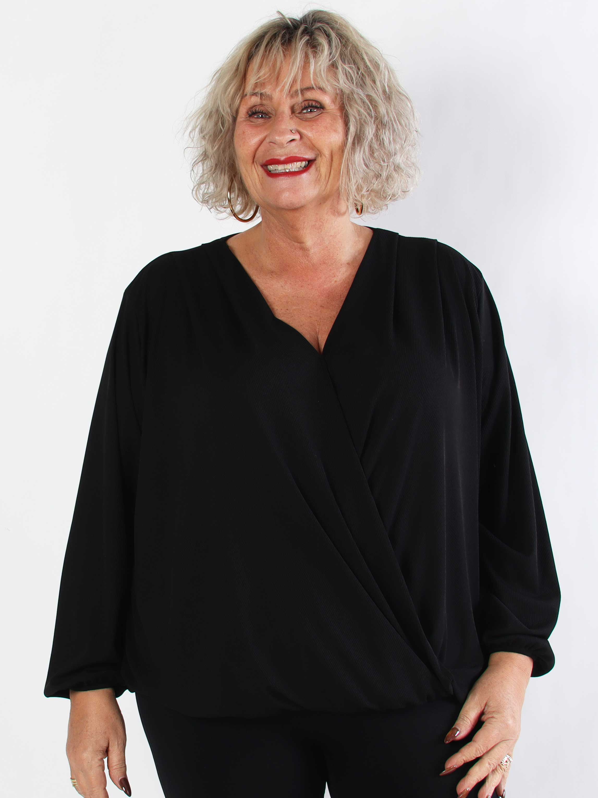 Rakel Plain - Langærmet plus size bluse i ribbet stof