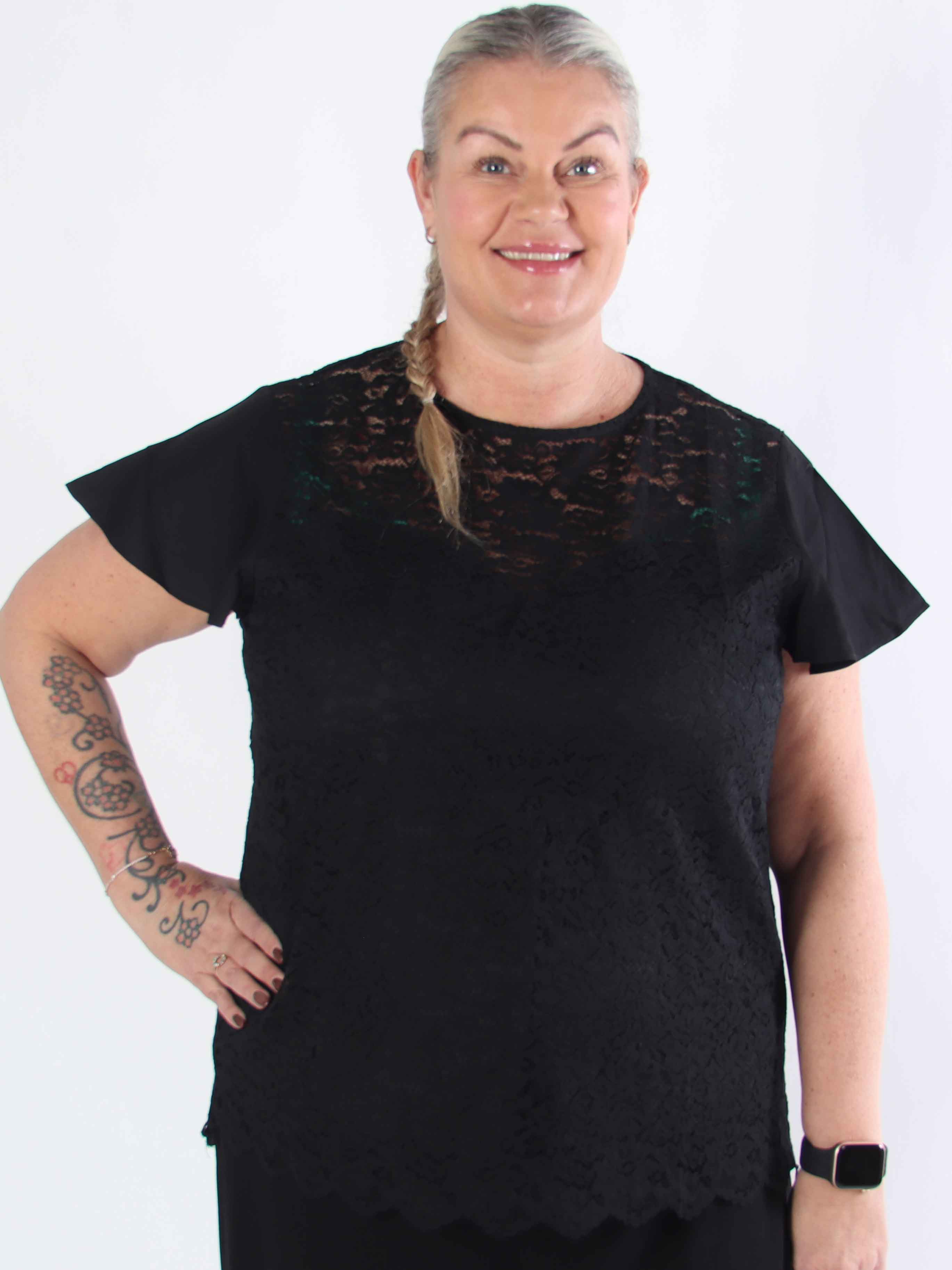 Remi - Plus size blondebluse med transparent blonde på ryg