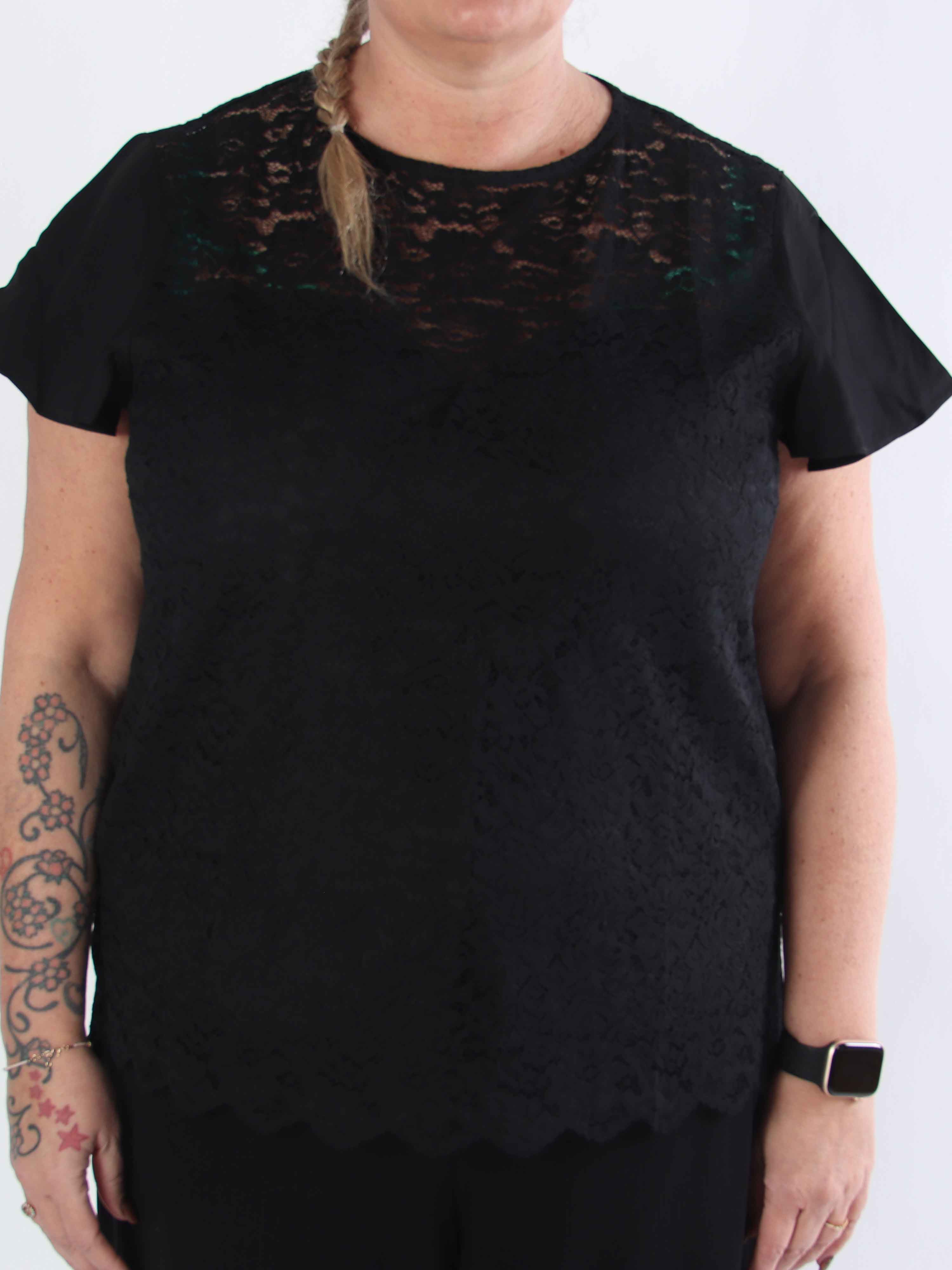 Remi - Plus size blondebluse med transparent blonde på ryg
