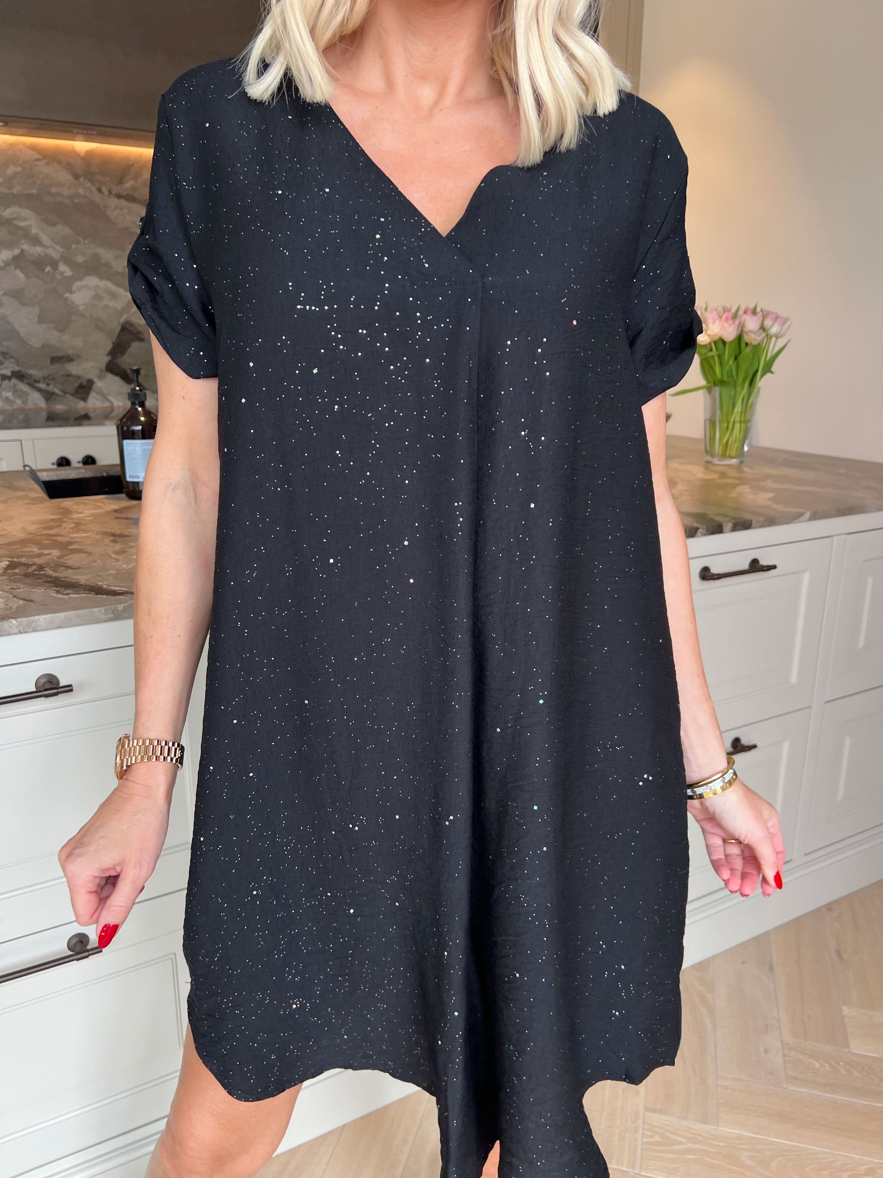 Renee - Sød tunikakjole i viskose dækket med glimmer