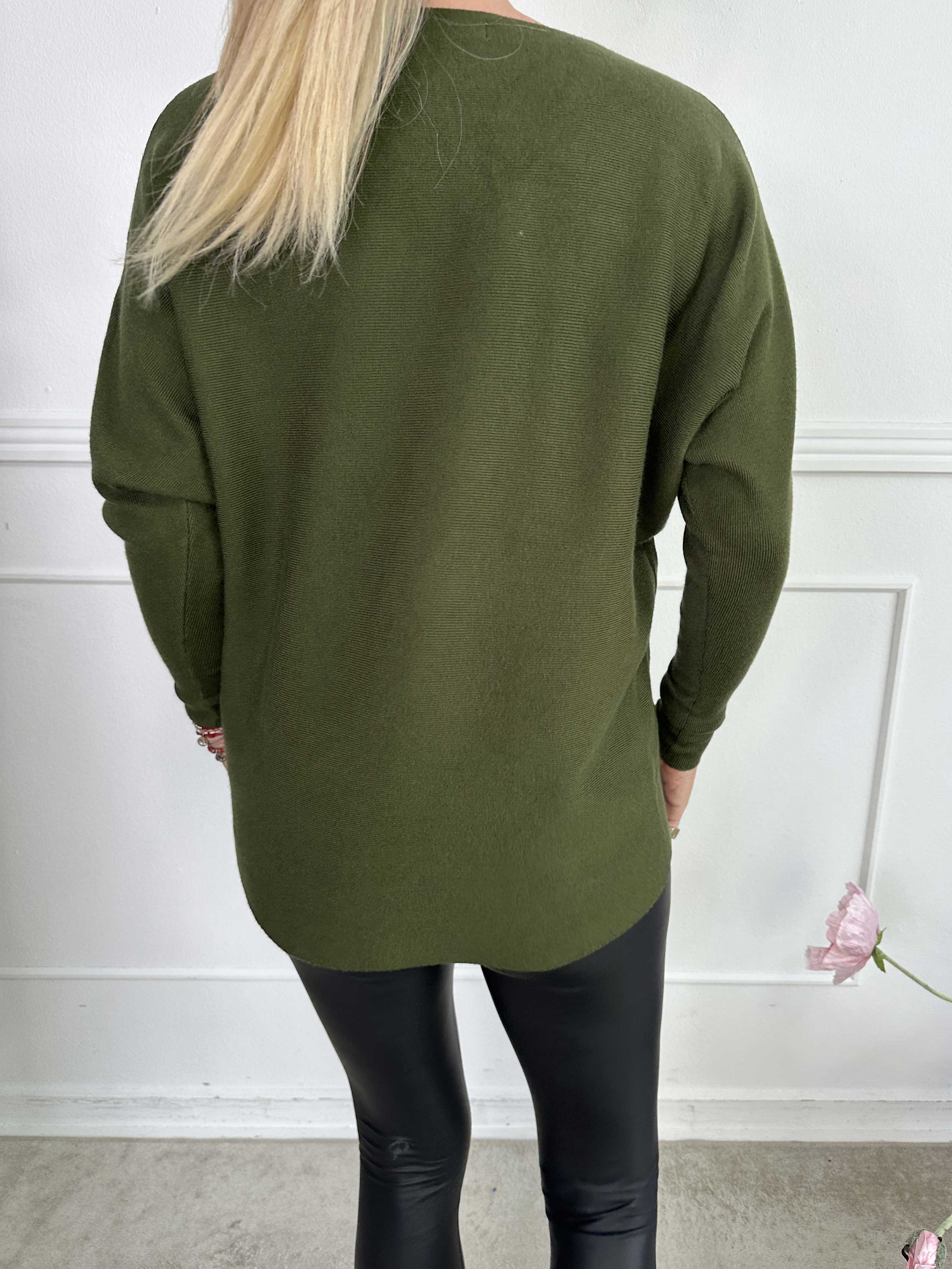 Rin - Blød strikbluse med similisten