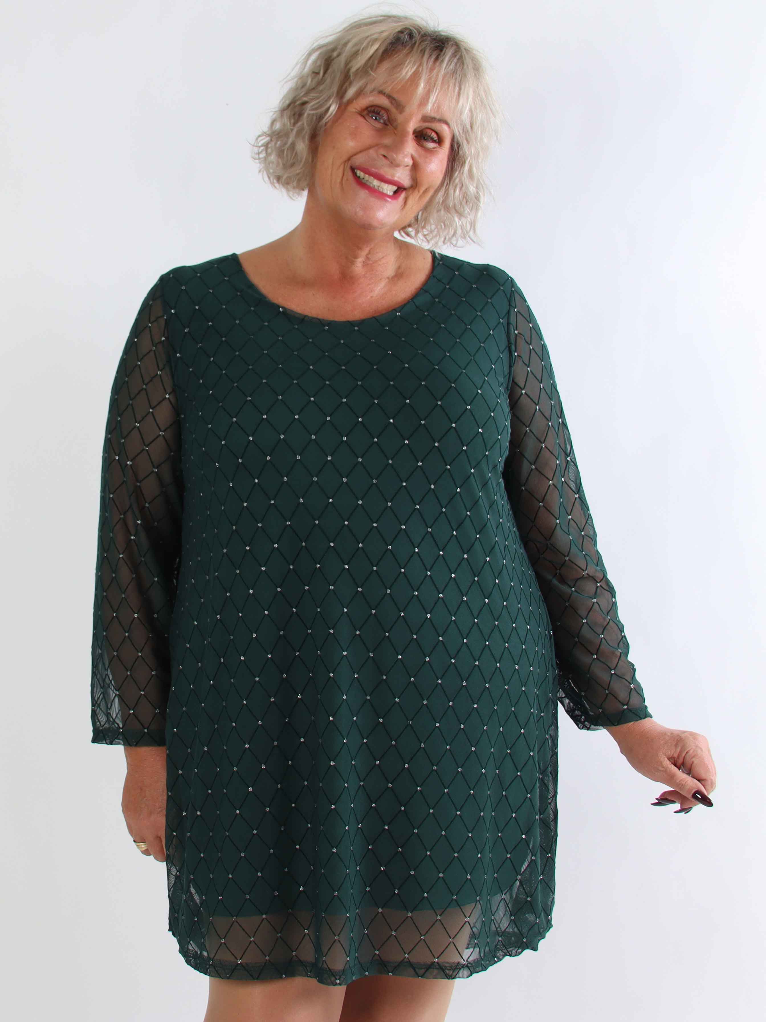 Ritte - Langærmet plus size mesh kjole med glimmer detaljer
