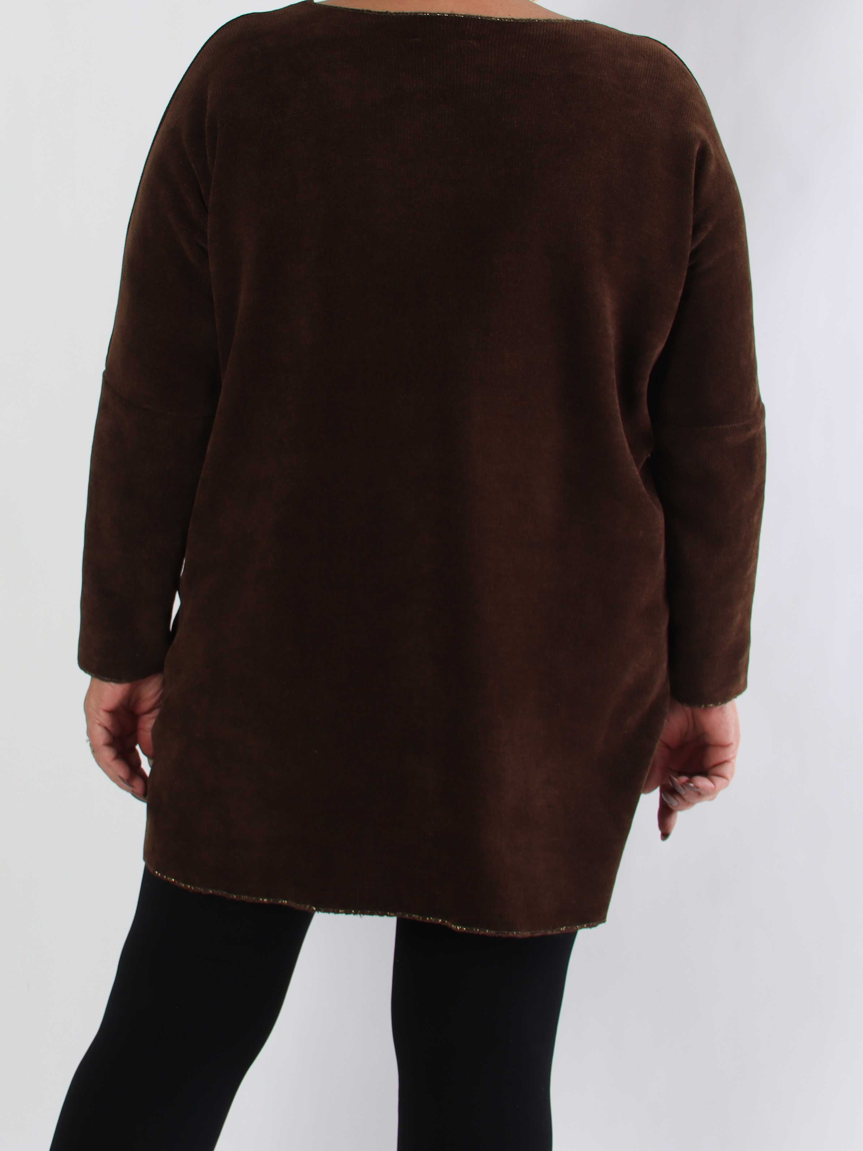 Rocka - Plus size kjole i blød strik med motiv