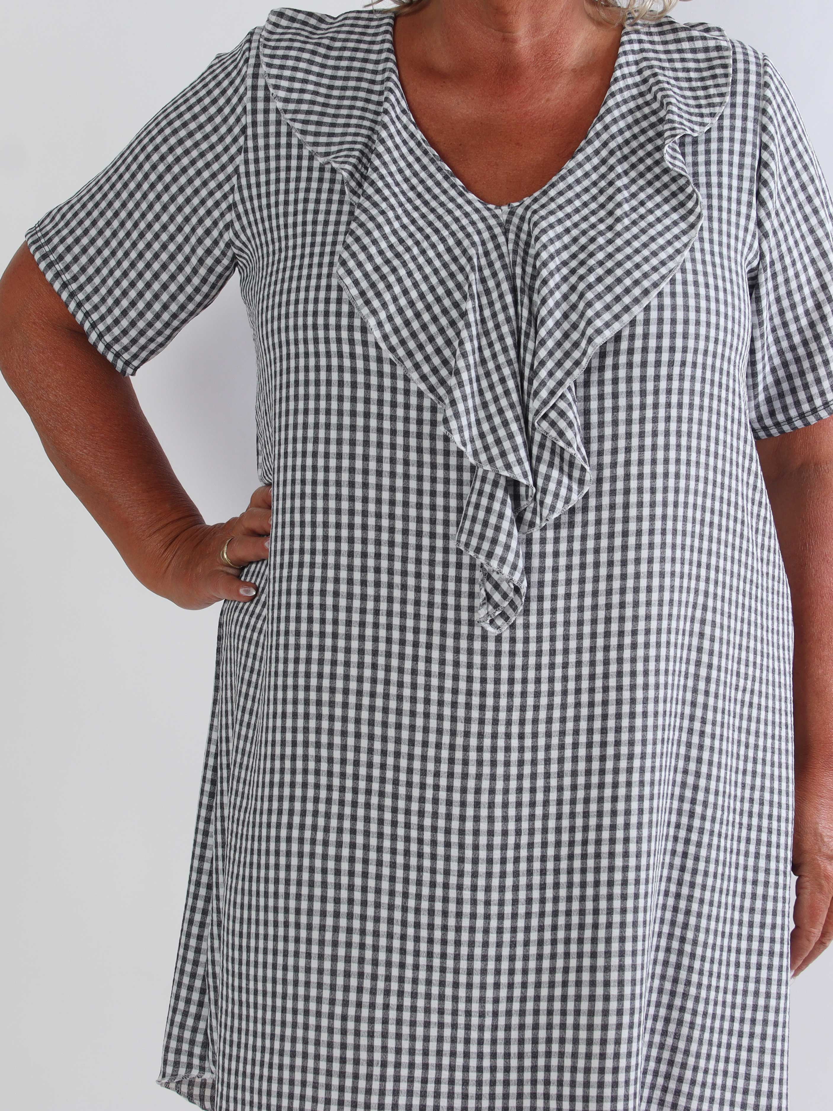Roma - Stilfuld ternet plus size tunikakjole i let viskoseblanding