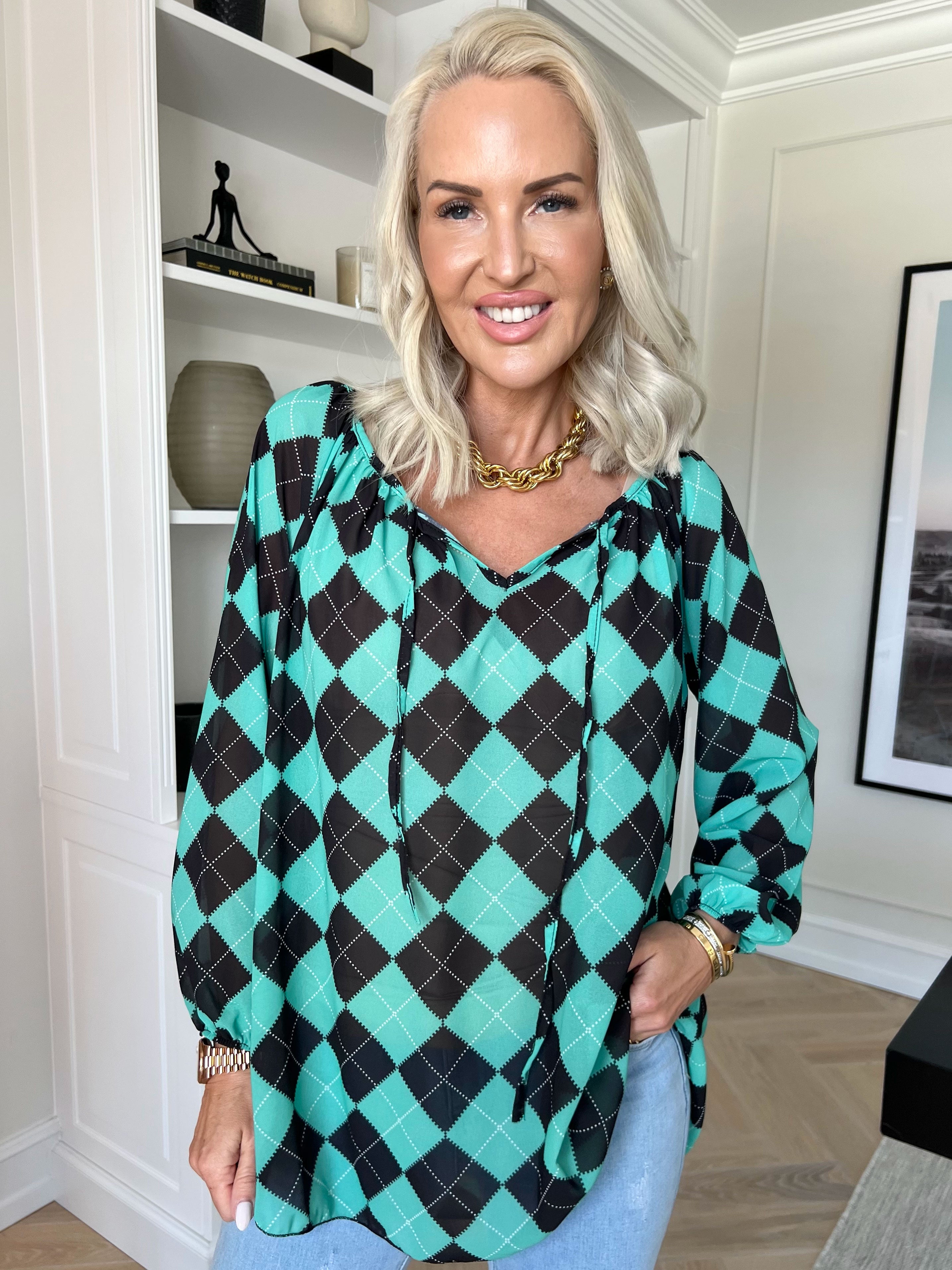 Romana - Fin ternet tunika i chiffon