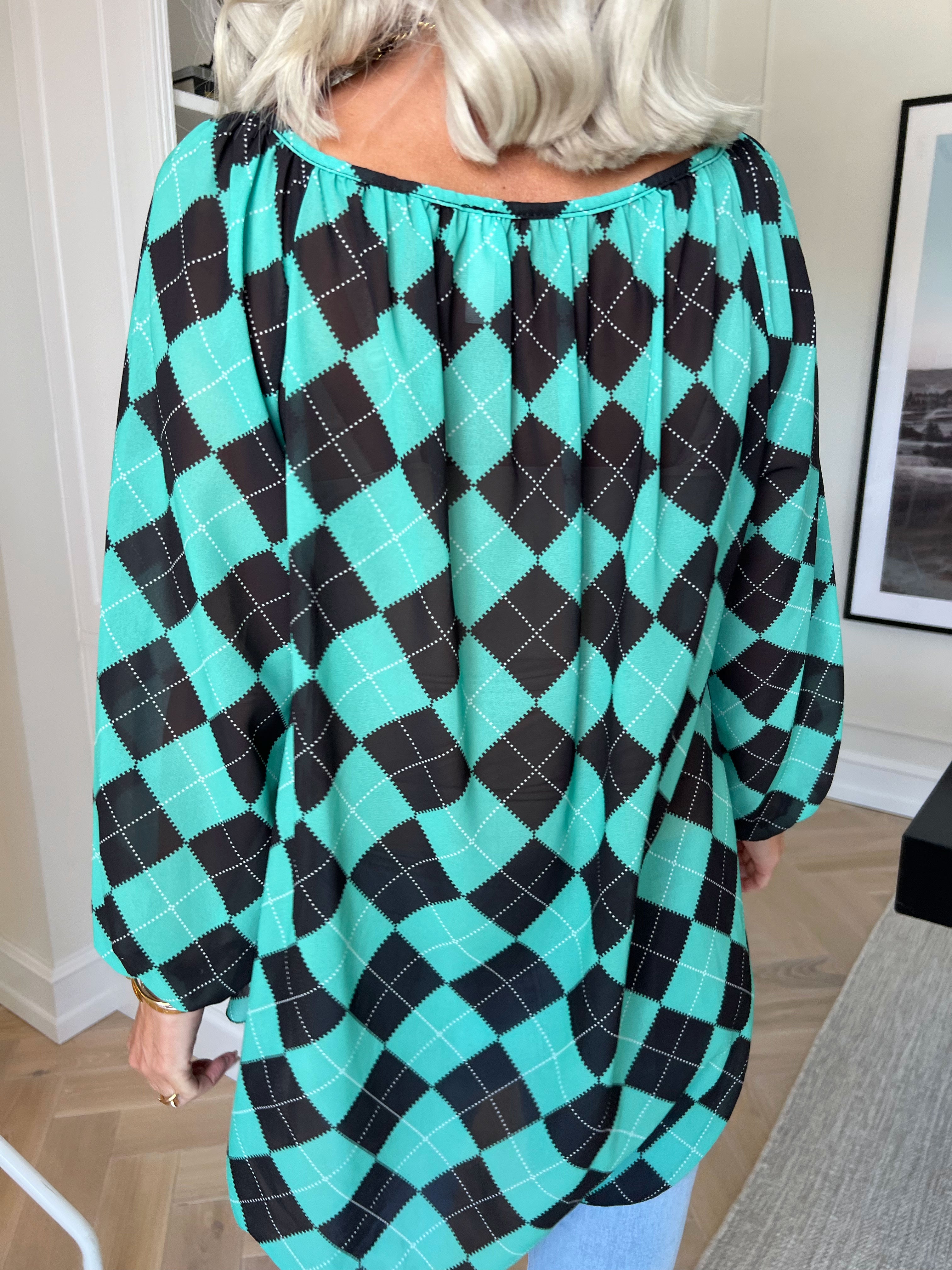 Romana - Fin ternet tunika i chiffon