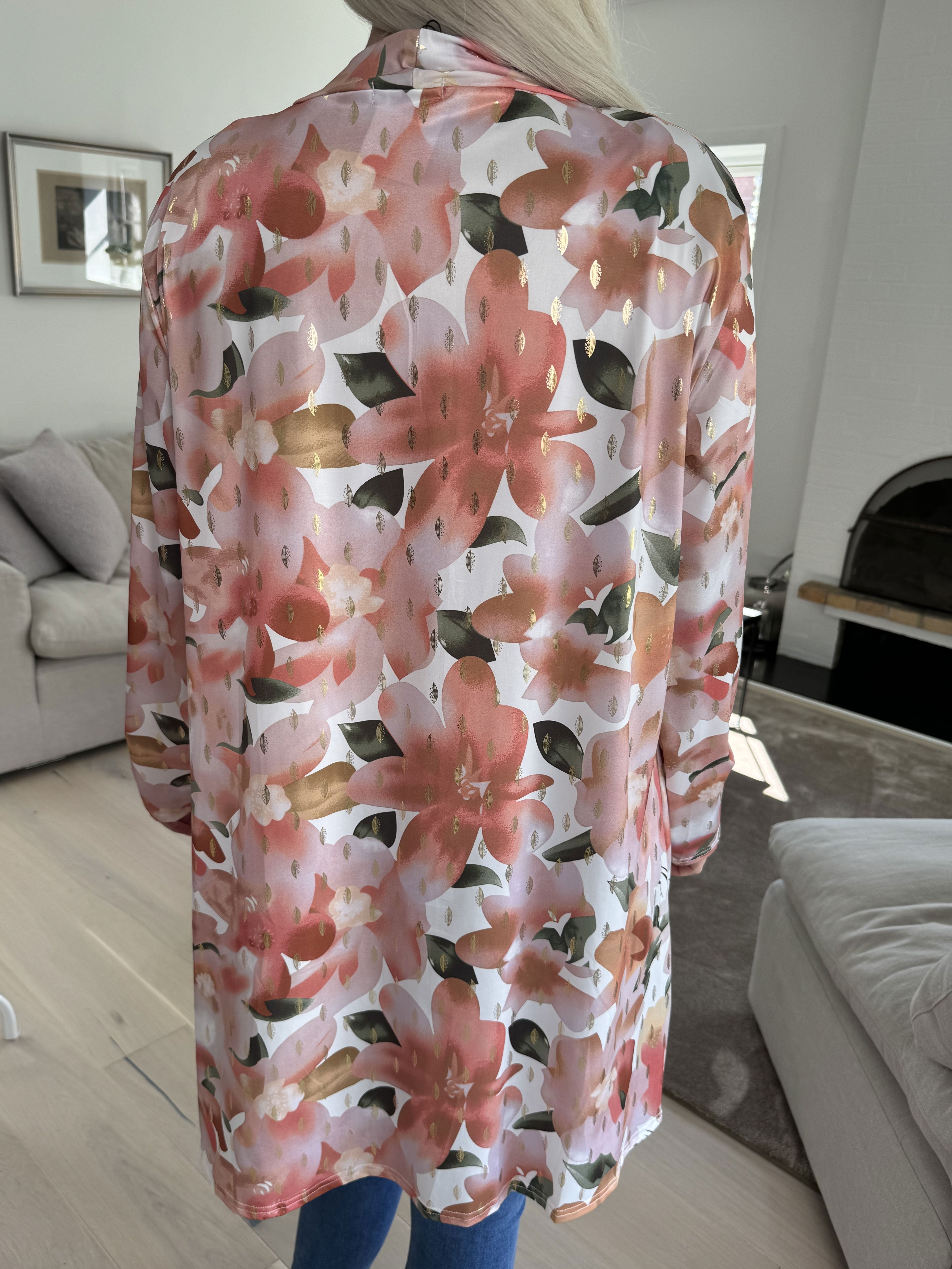 Rosa Sweet Flower - Elastisk cardigan med blomsterprint