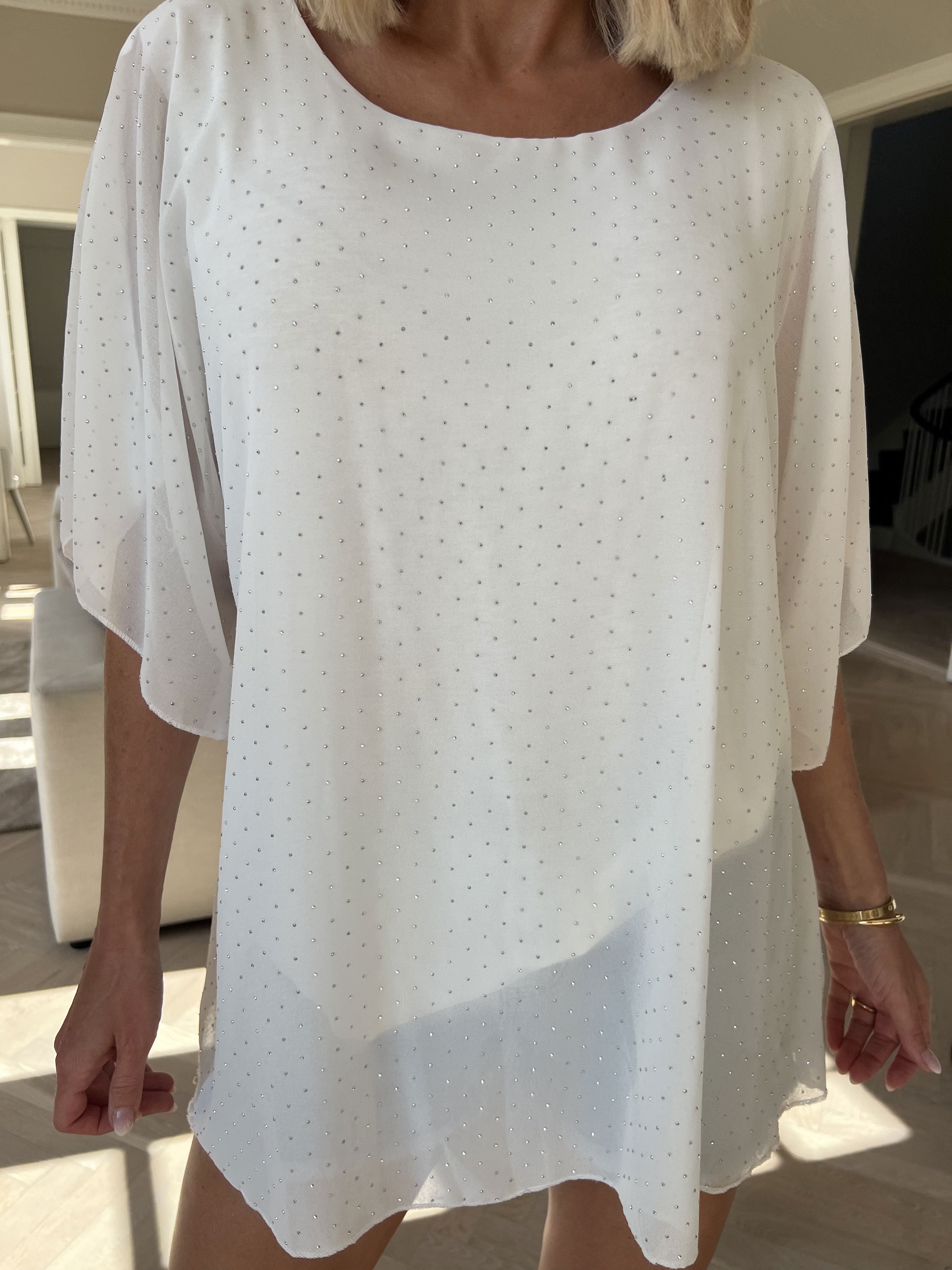 Rosie - Sød viskose bluse med chiffonlag og similisten