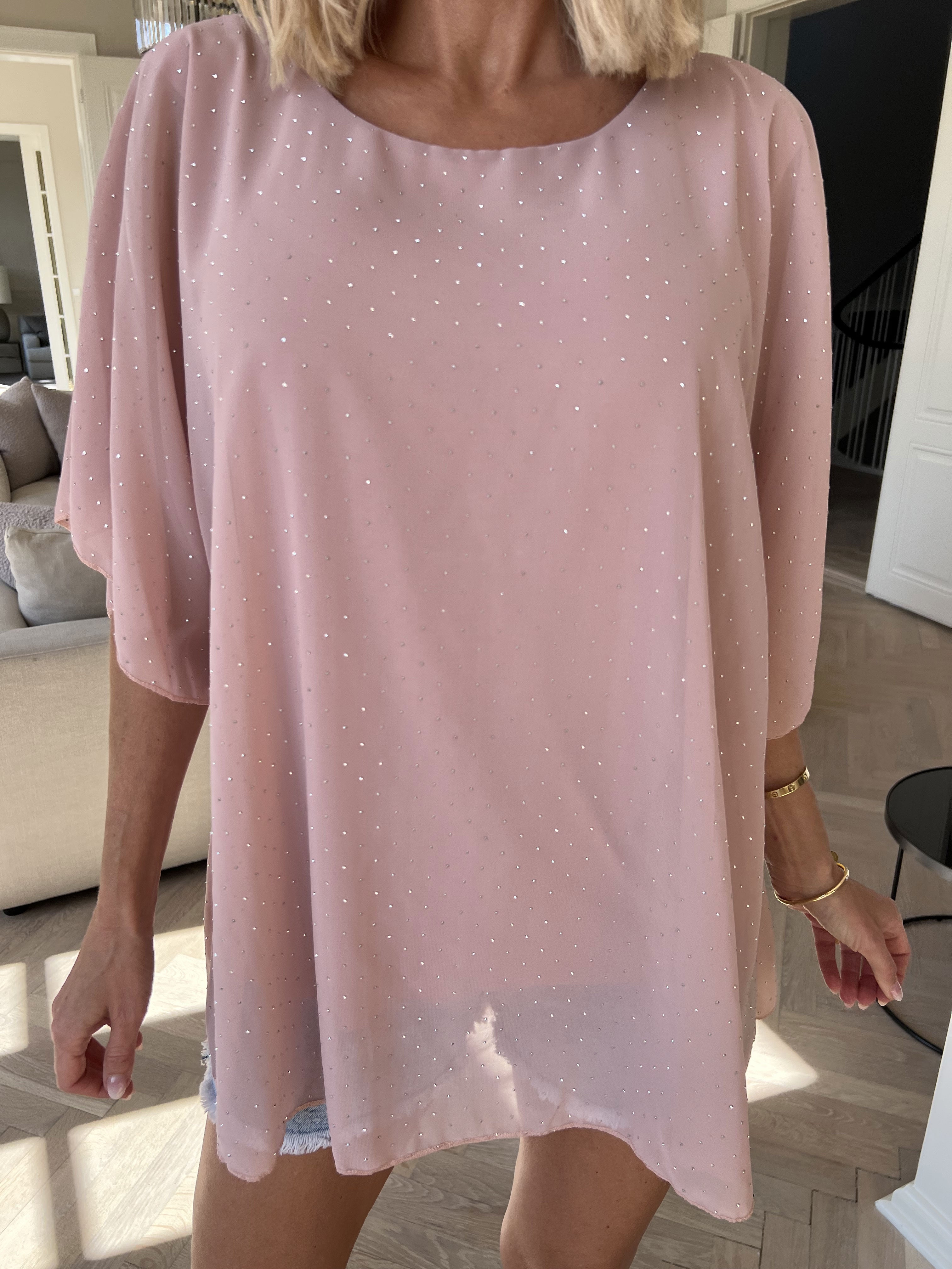 Rosie - Sød viskose bluse med chiffonlag og similisten