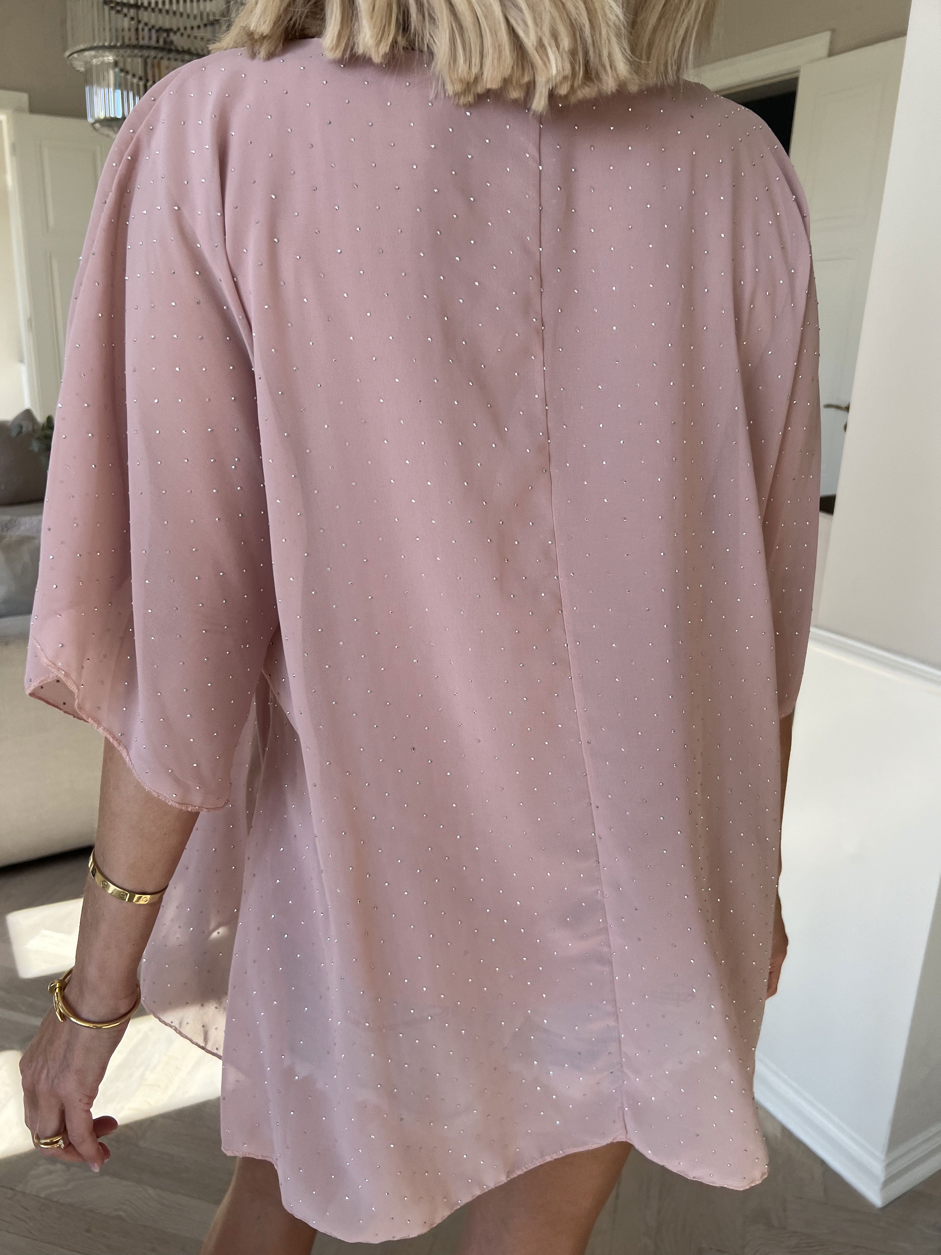 Rosie - Sød viskose bluse med chiffonlag og similisten