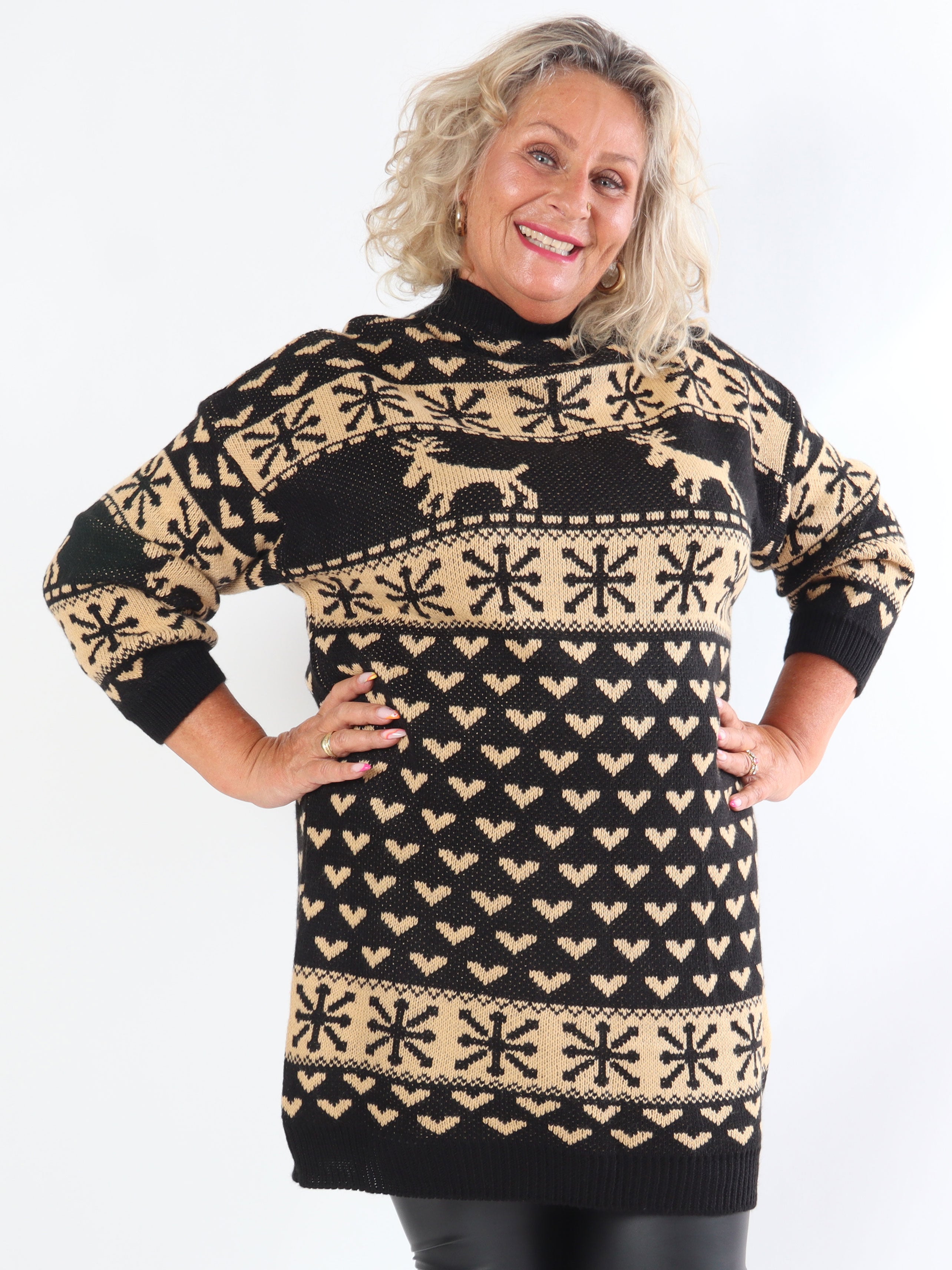 Rudolf - Sød plus size strikkjole med julemotiver