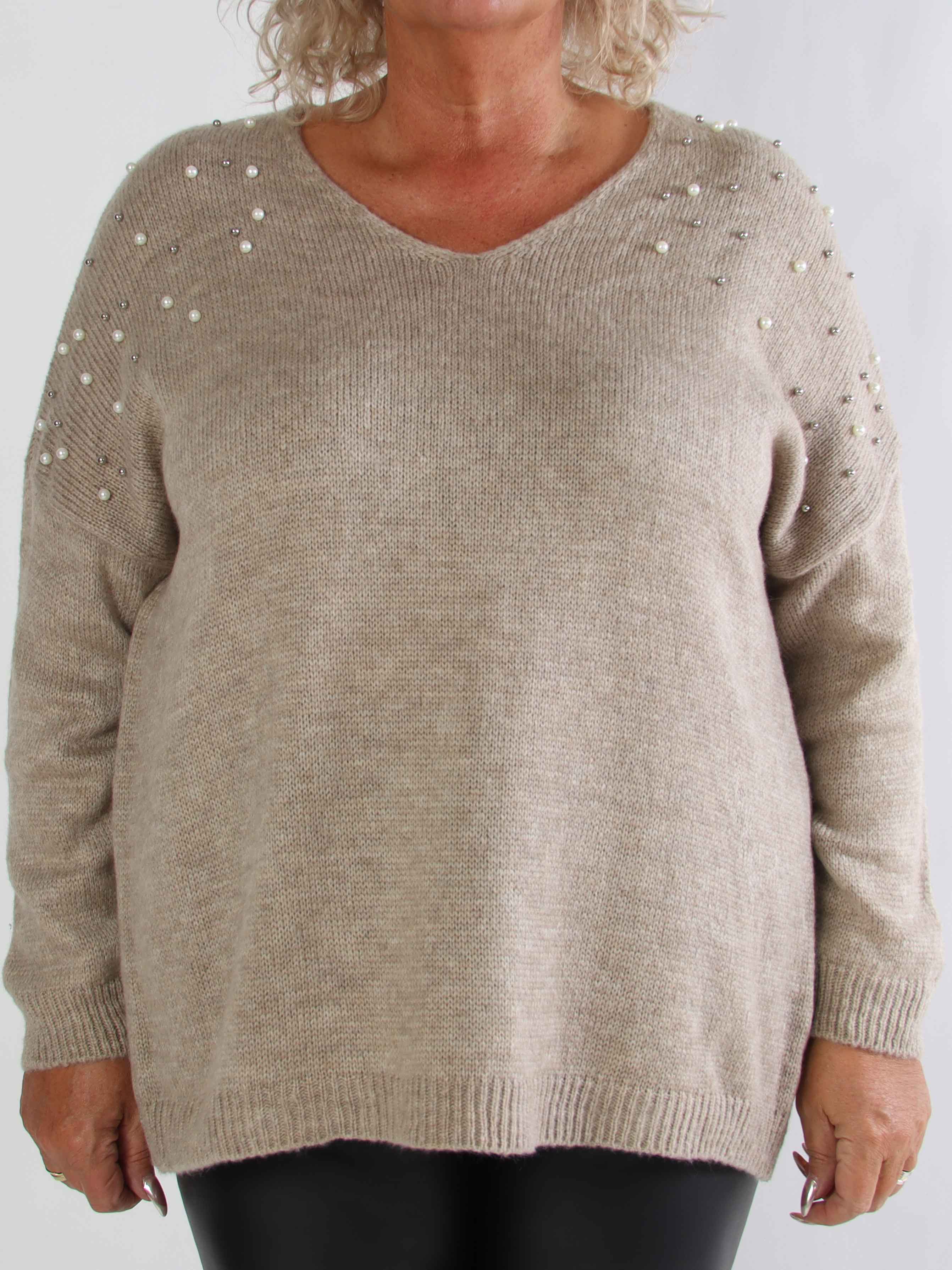 Rydika - Ensfarvet strik pyntet med fine perler