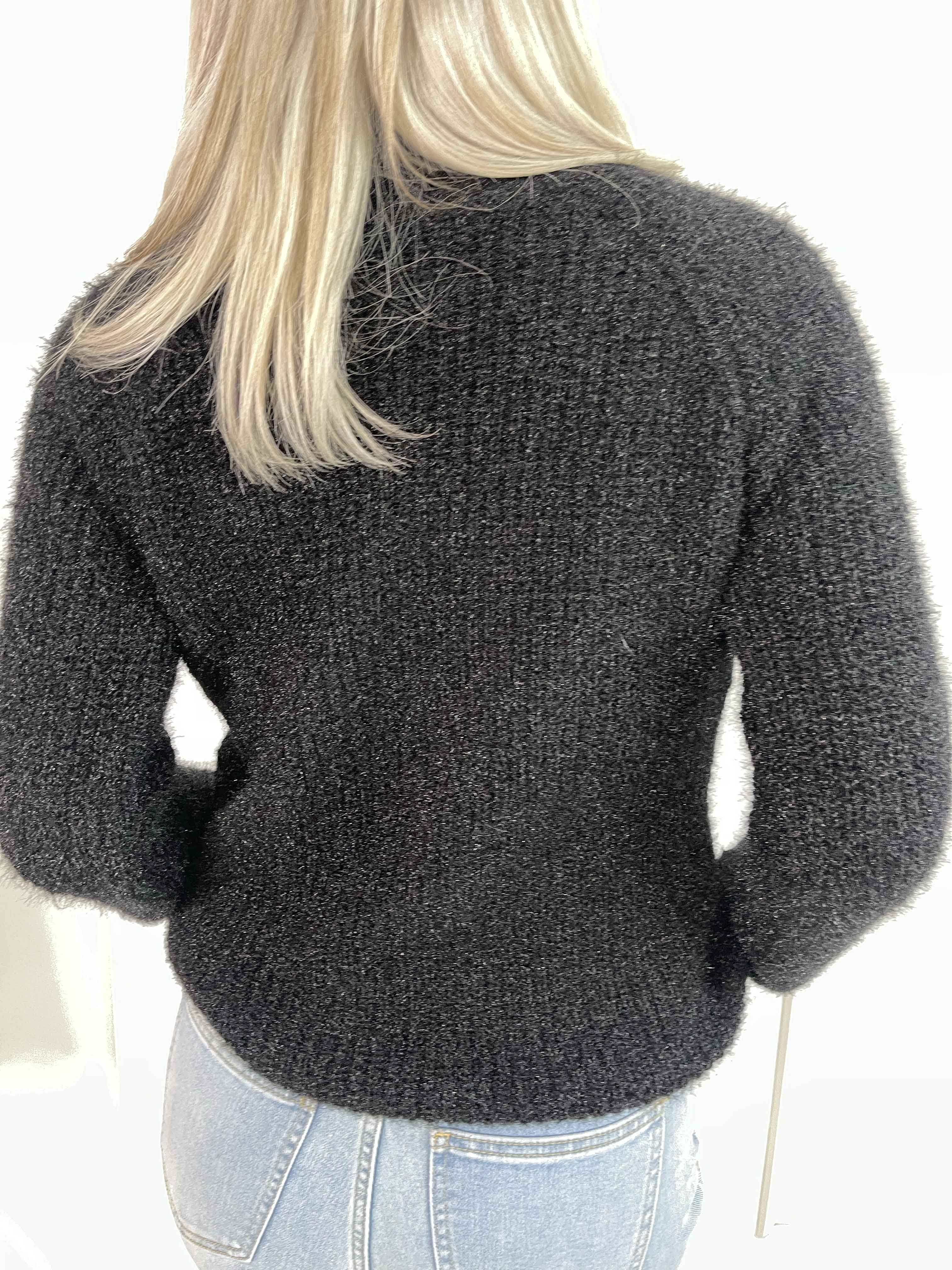 Rylie - Fluffy striktrøje med rullekrave