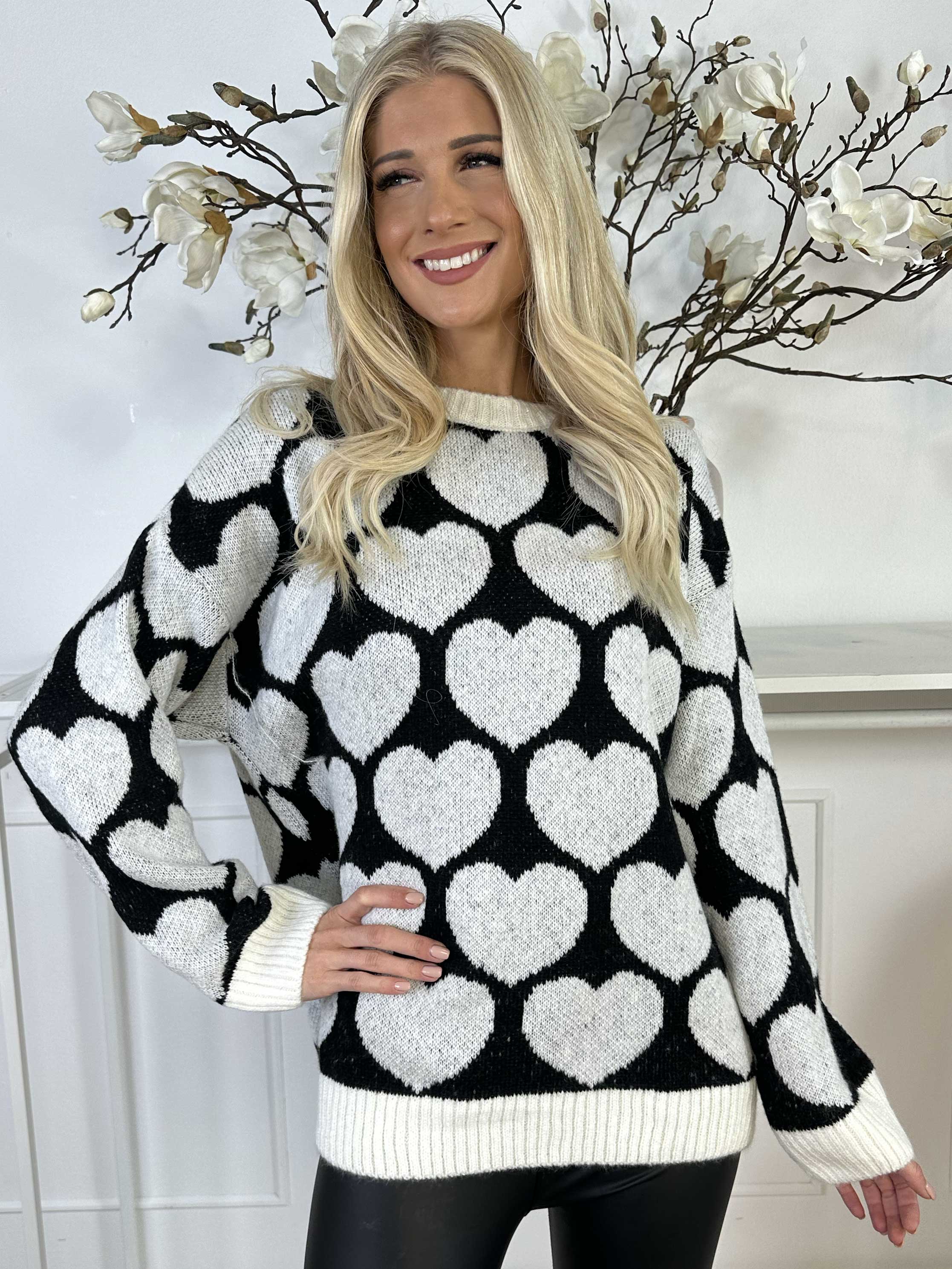 Saidy - Tyk strikbluse med hjerter