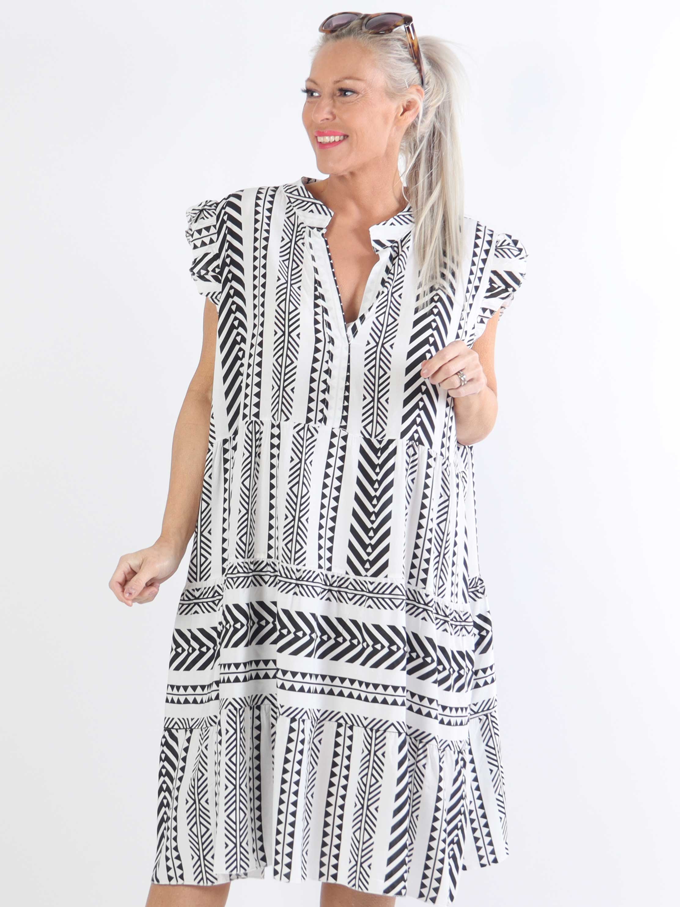 Samiya - Sød plus size kjole med motiv