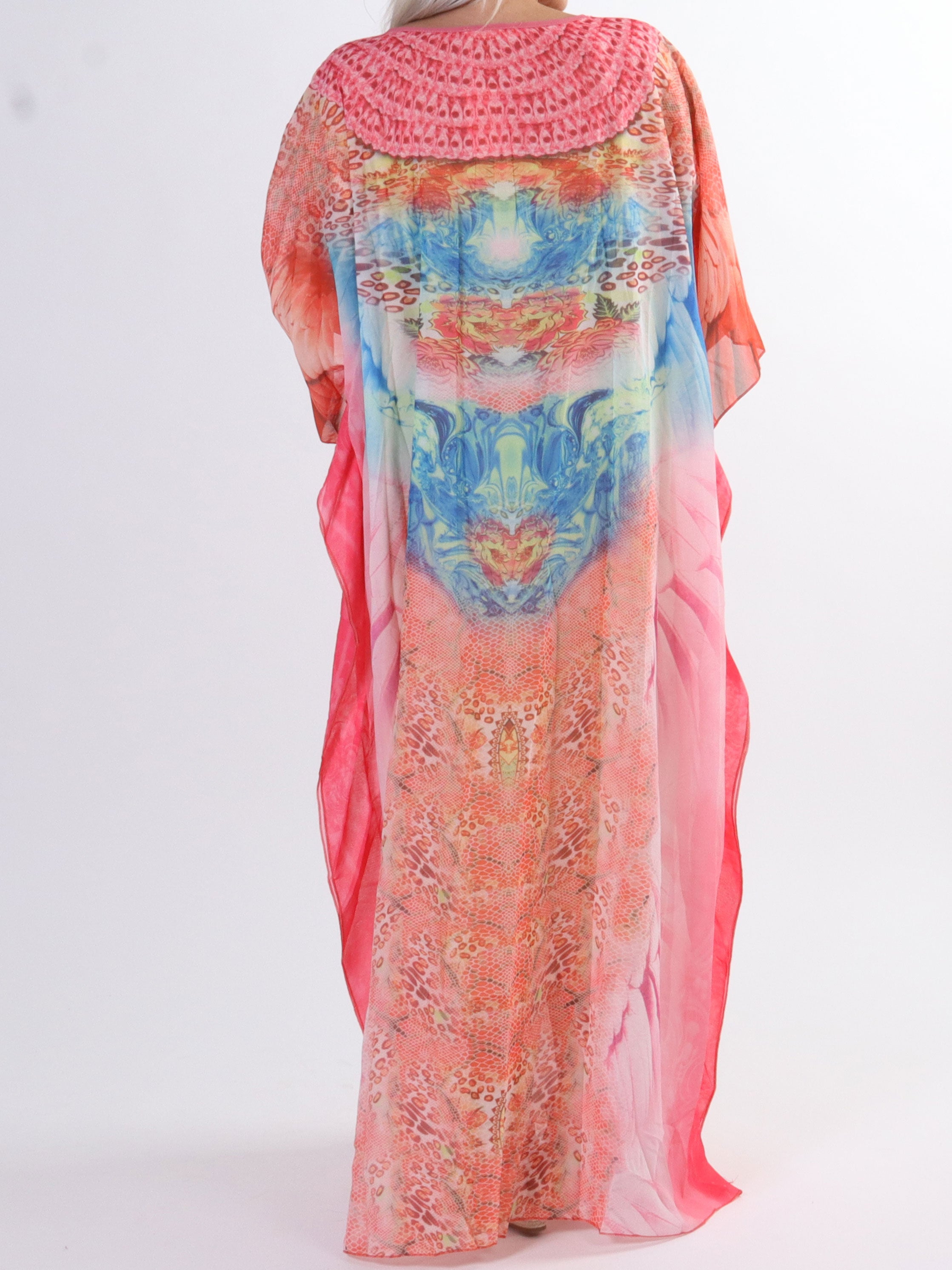 Sasha Snake - Lang plus size tunika med slangeprint og similisten