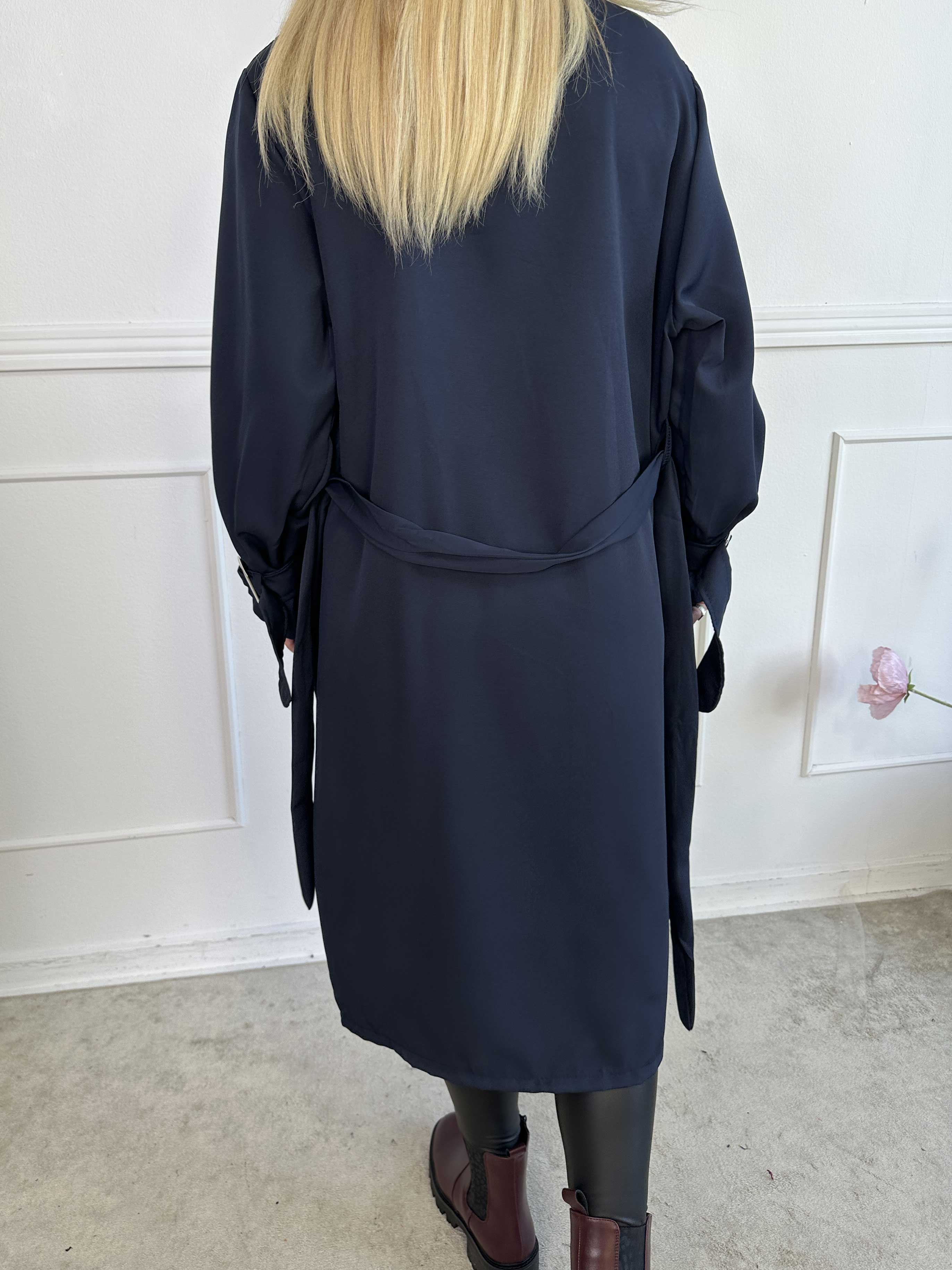 Sharpay - Let trenchcoat med bindebånd