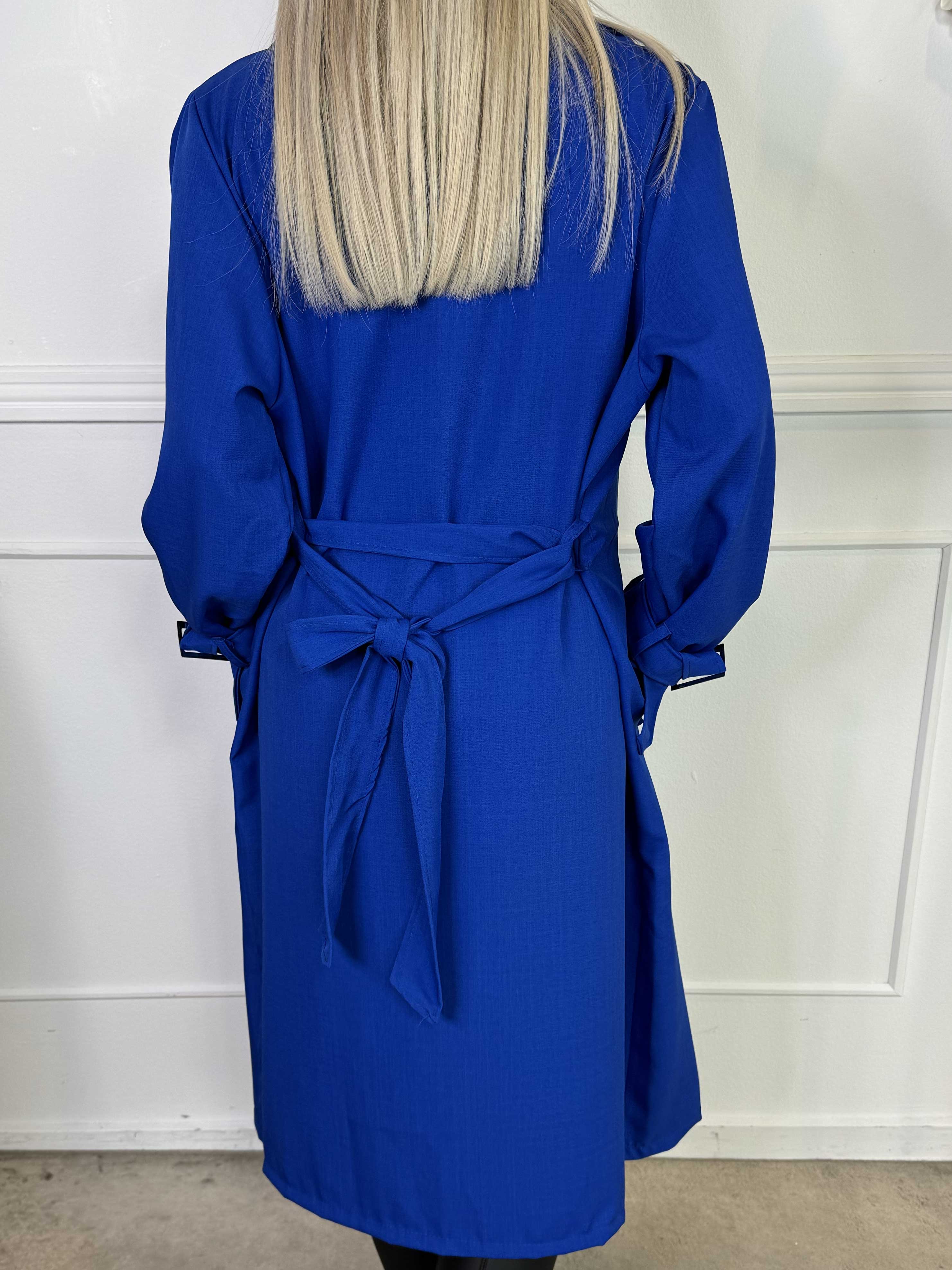 Sharpay - Let trenchcoat med bindebånd