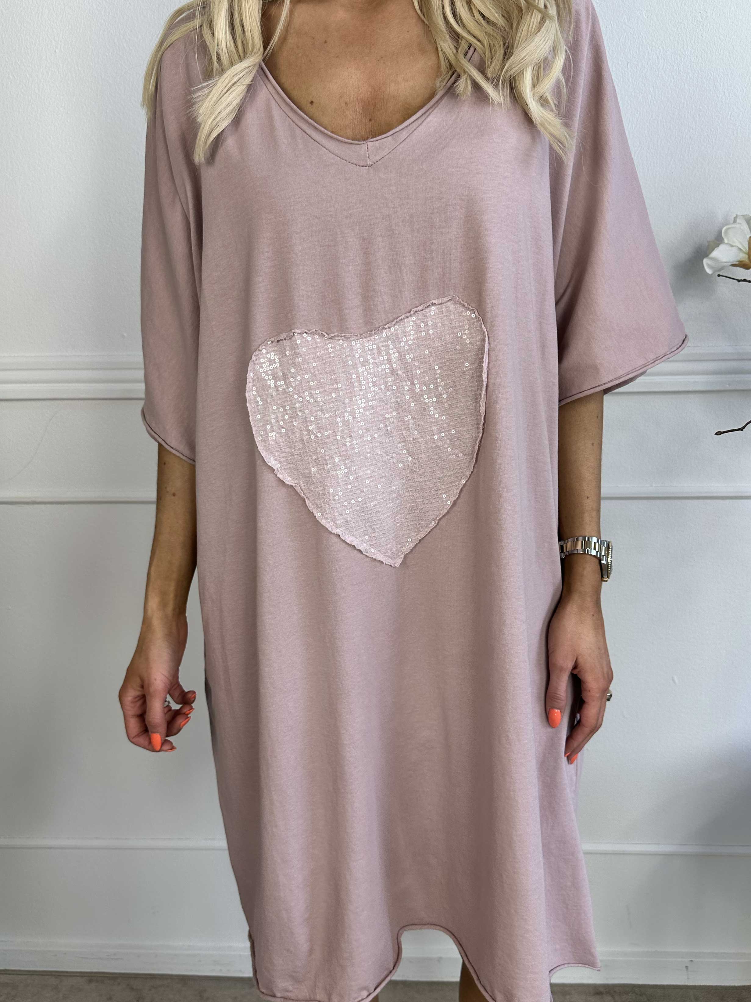 Shila - T-shirtkjole i bomuld med hjerte i pailletter