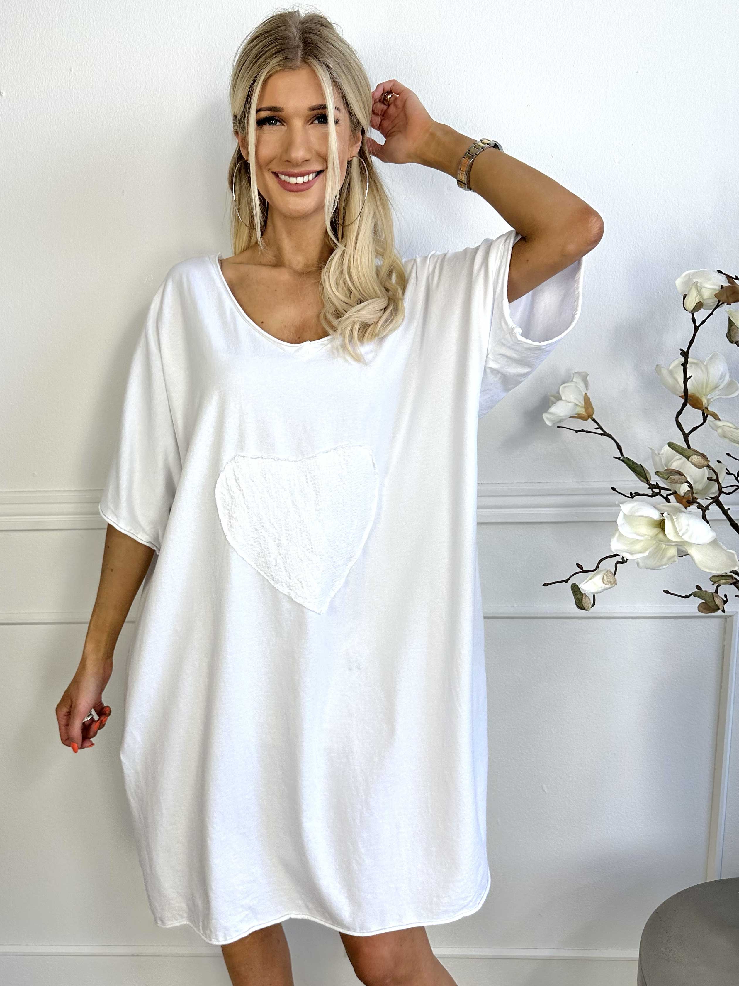 Shila - T-shirtkjole i bomuld med hjerte i pailletter