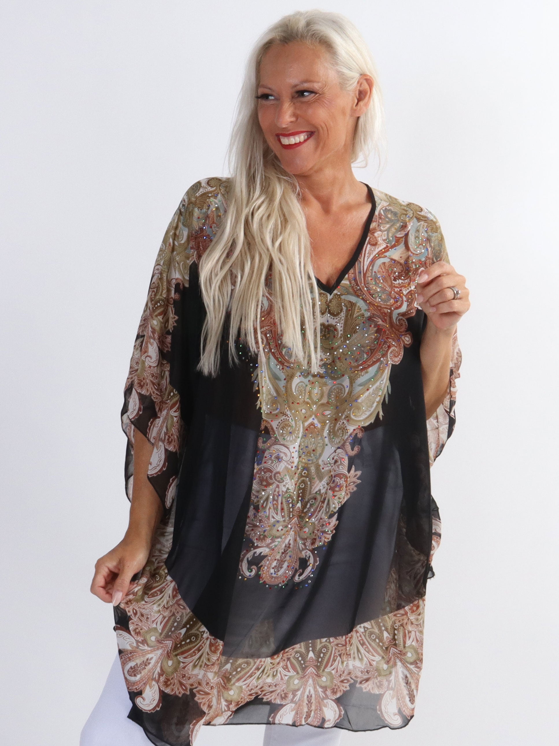 Sigga - Plus size semi-transparent tunika med similisten