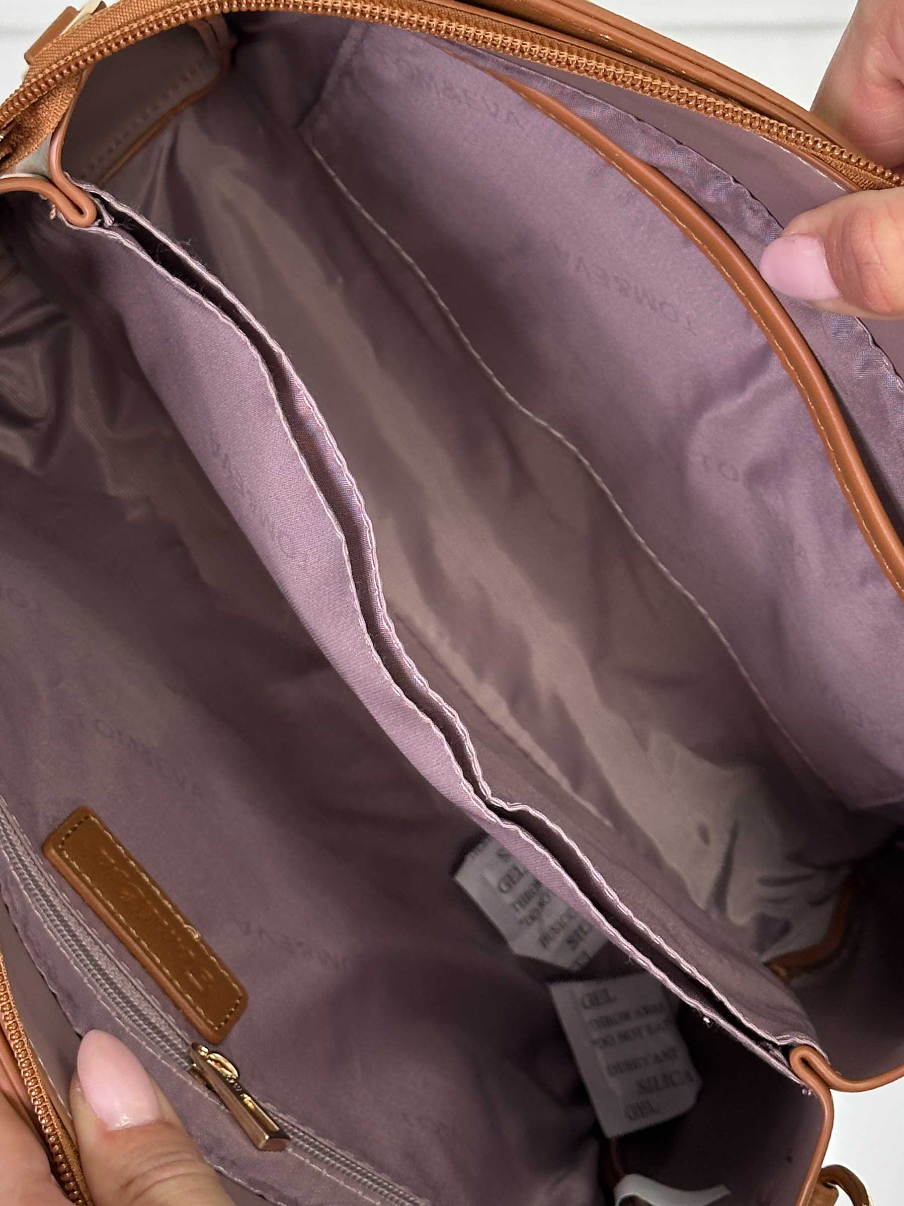 Sigun - Skuldertaske med medfølgende rem til crossbody