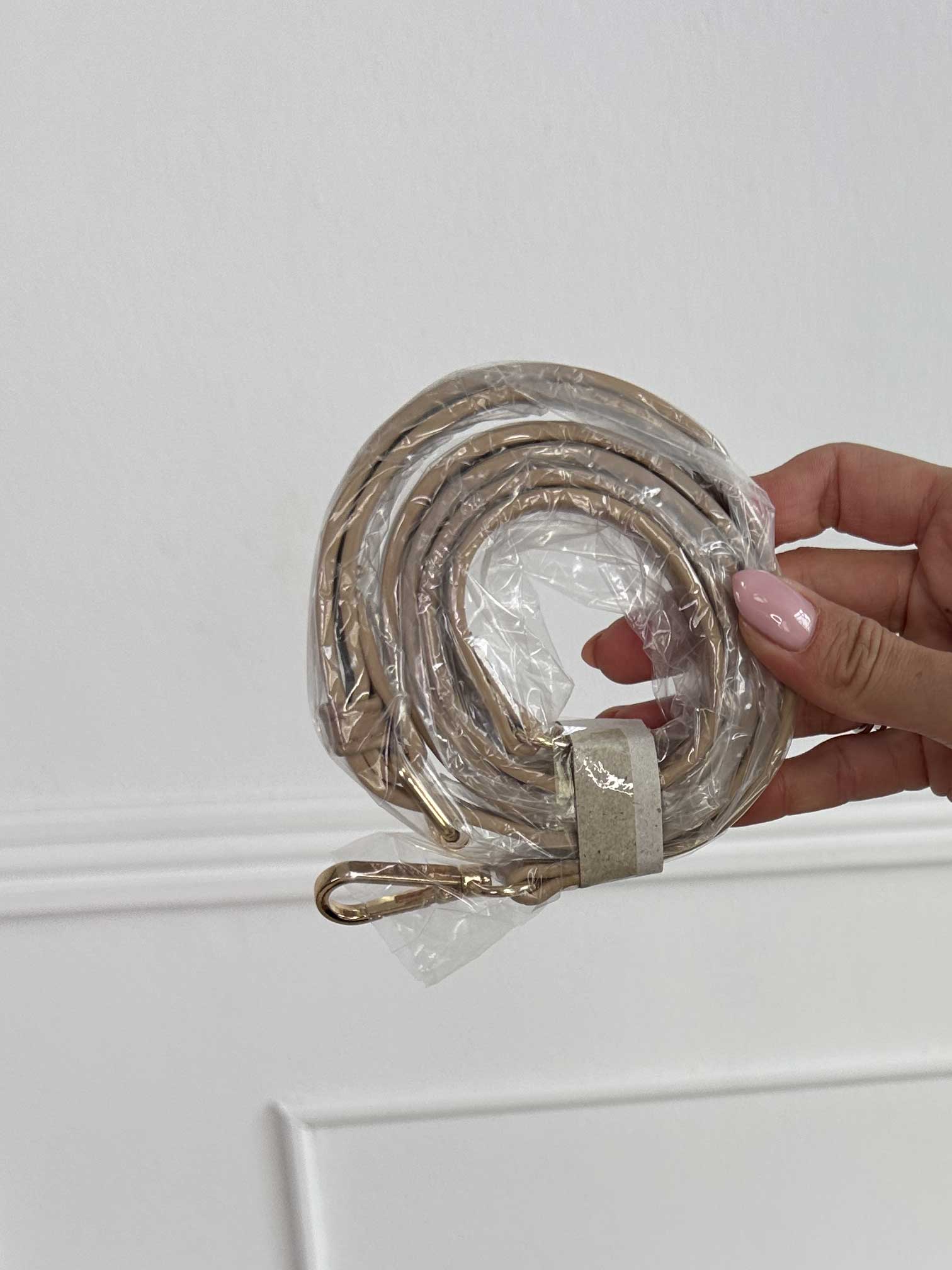 Sigun - Skuldertaske med medfølgende rem til crossbody