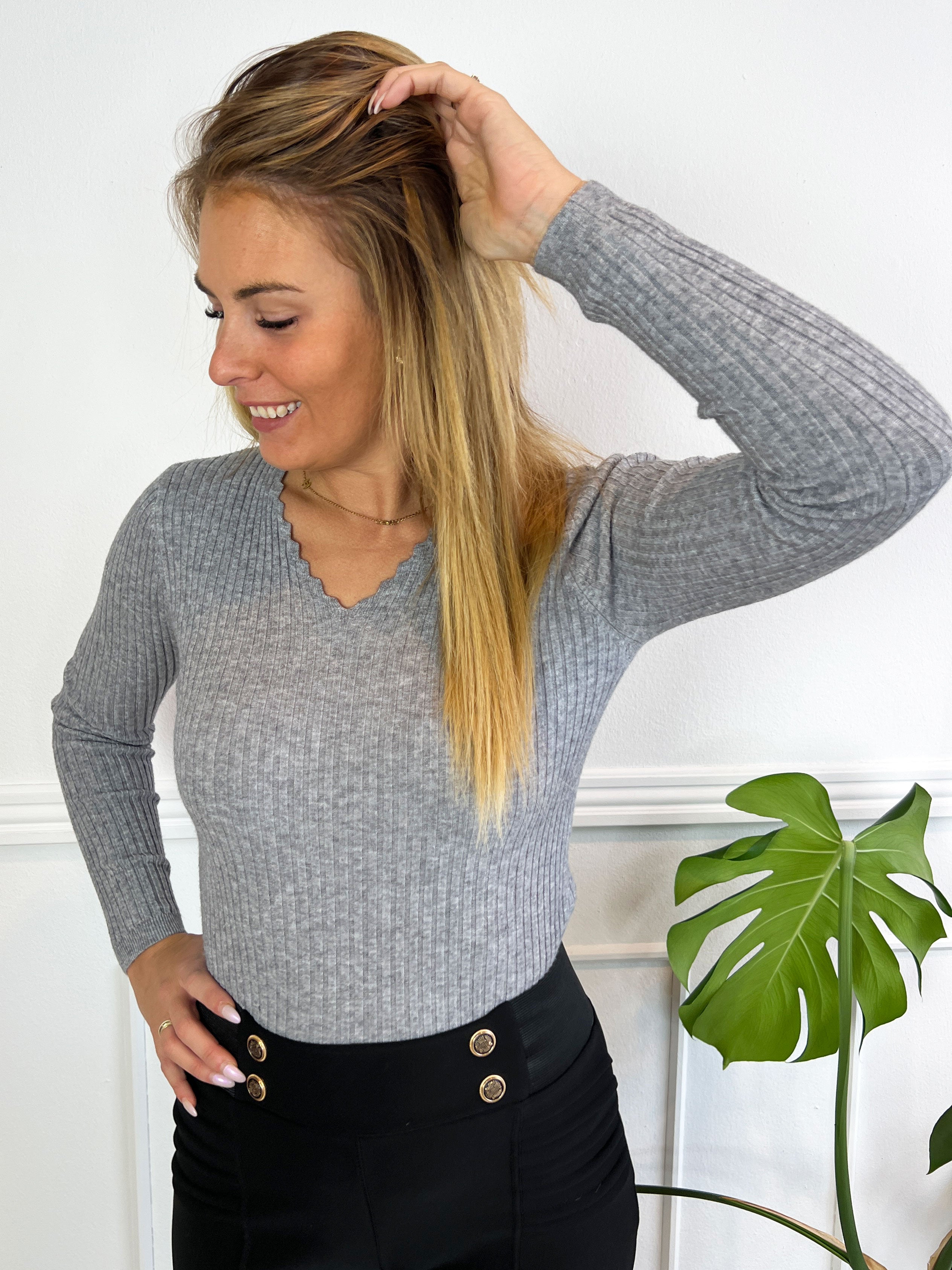 Simona - Blød strikbluse med rib