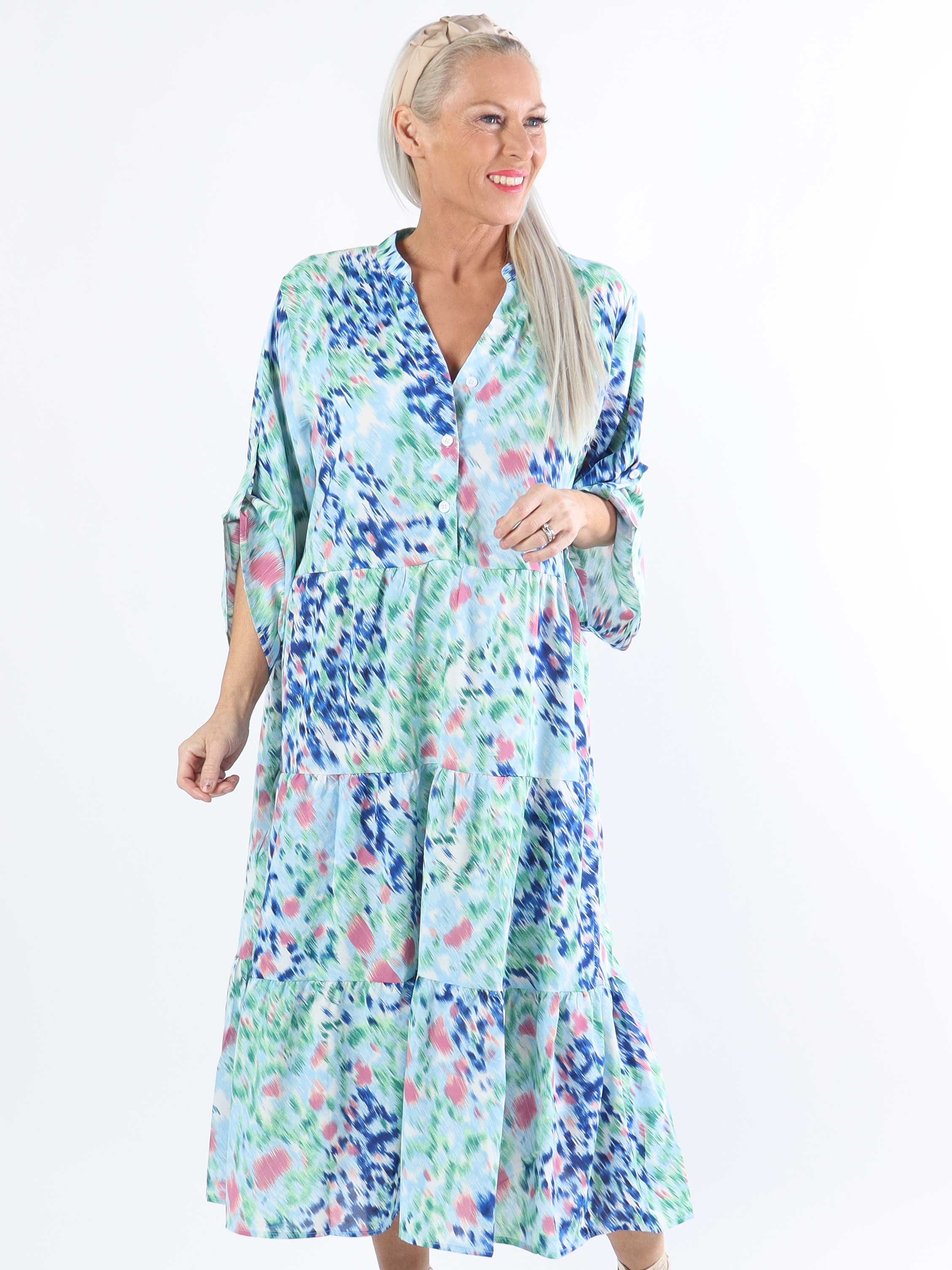 Simone - Sød plussize kjole i flerefarvet print