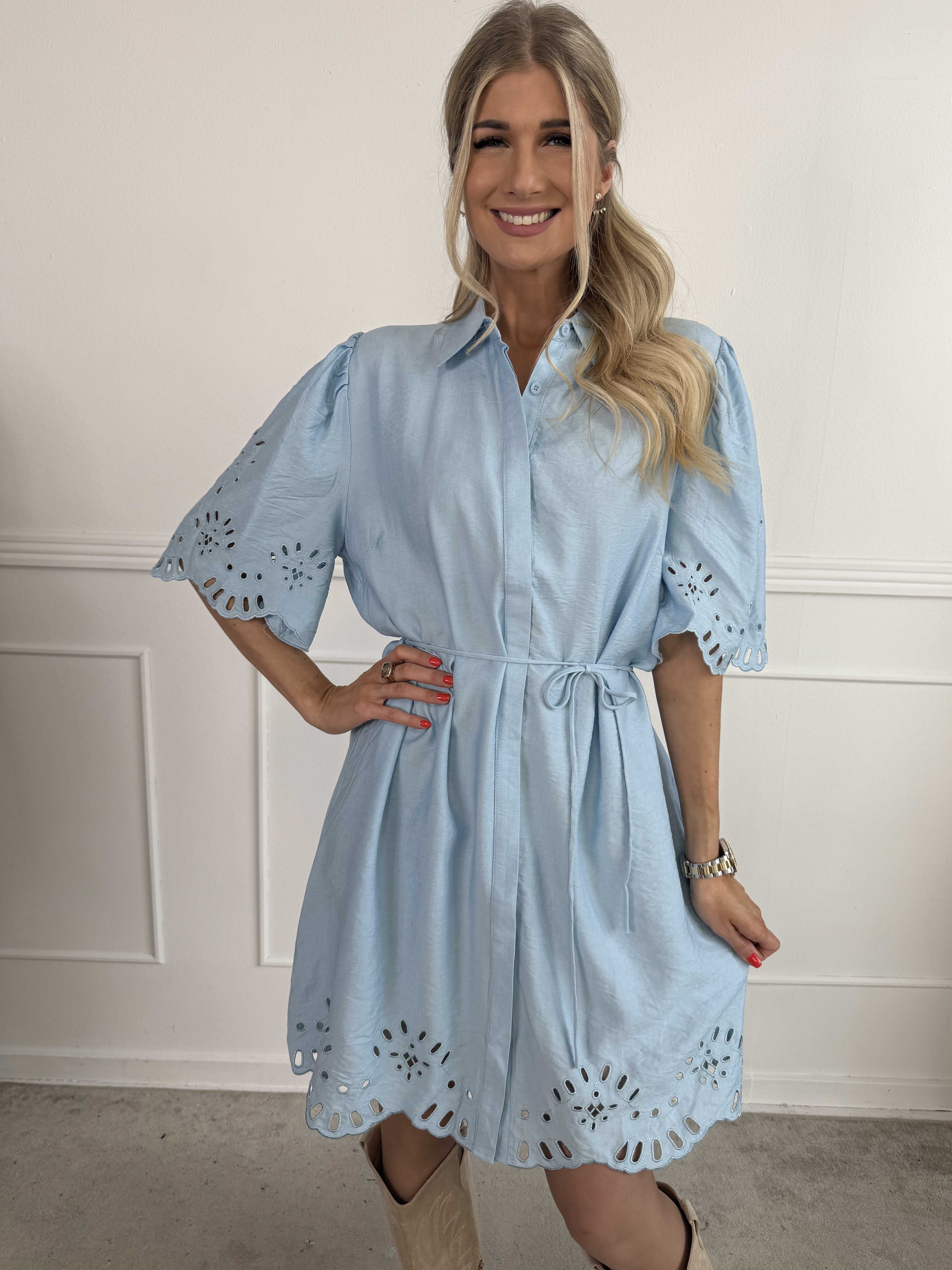 Slavica - Skjortekjole i viskose med søde detaljer