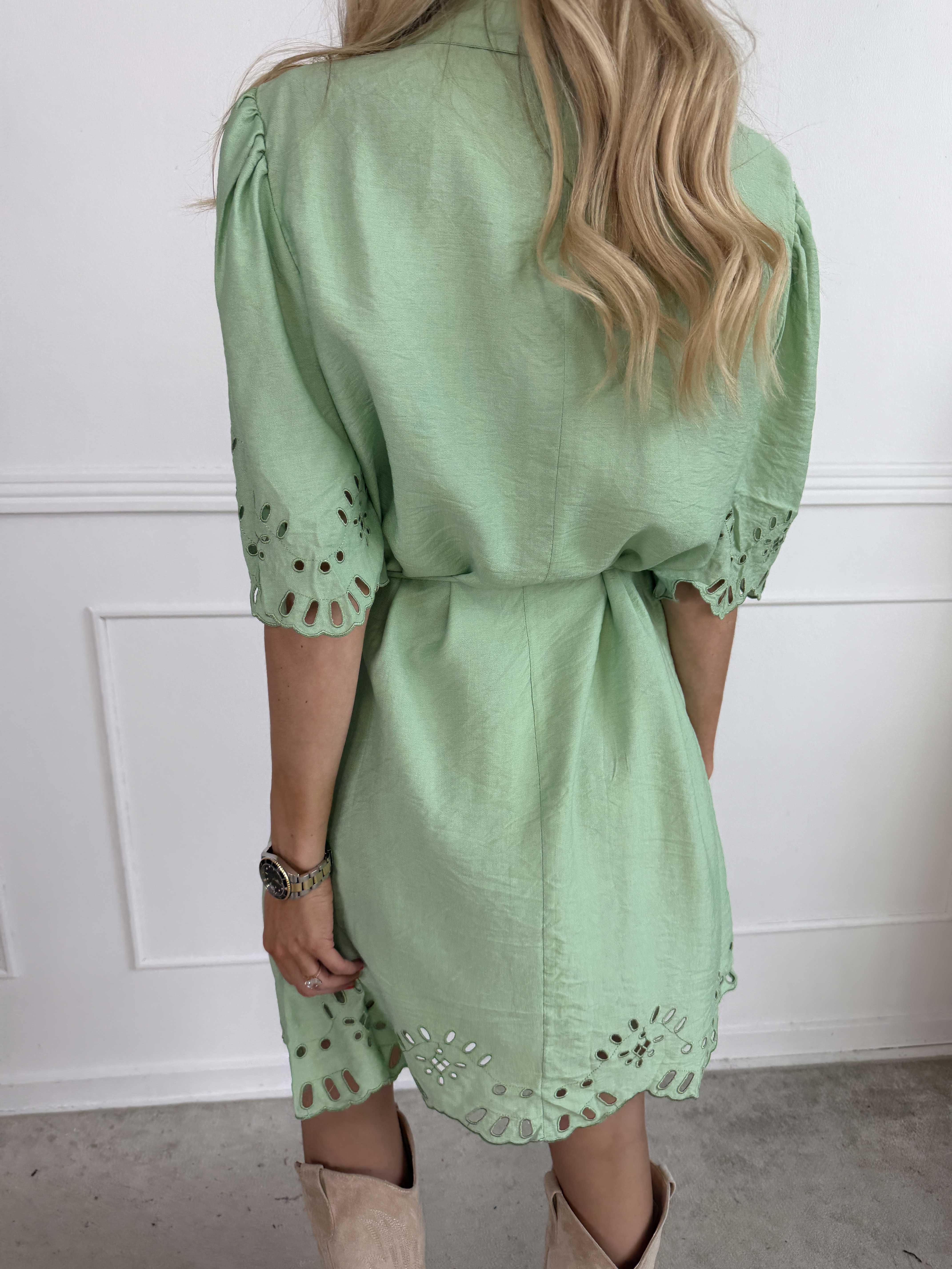 Slavica - Skjortekjole i viskose med søde detaljer