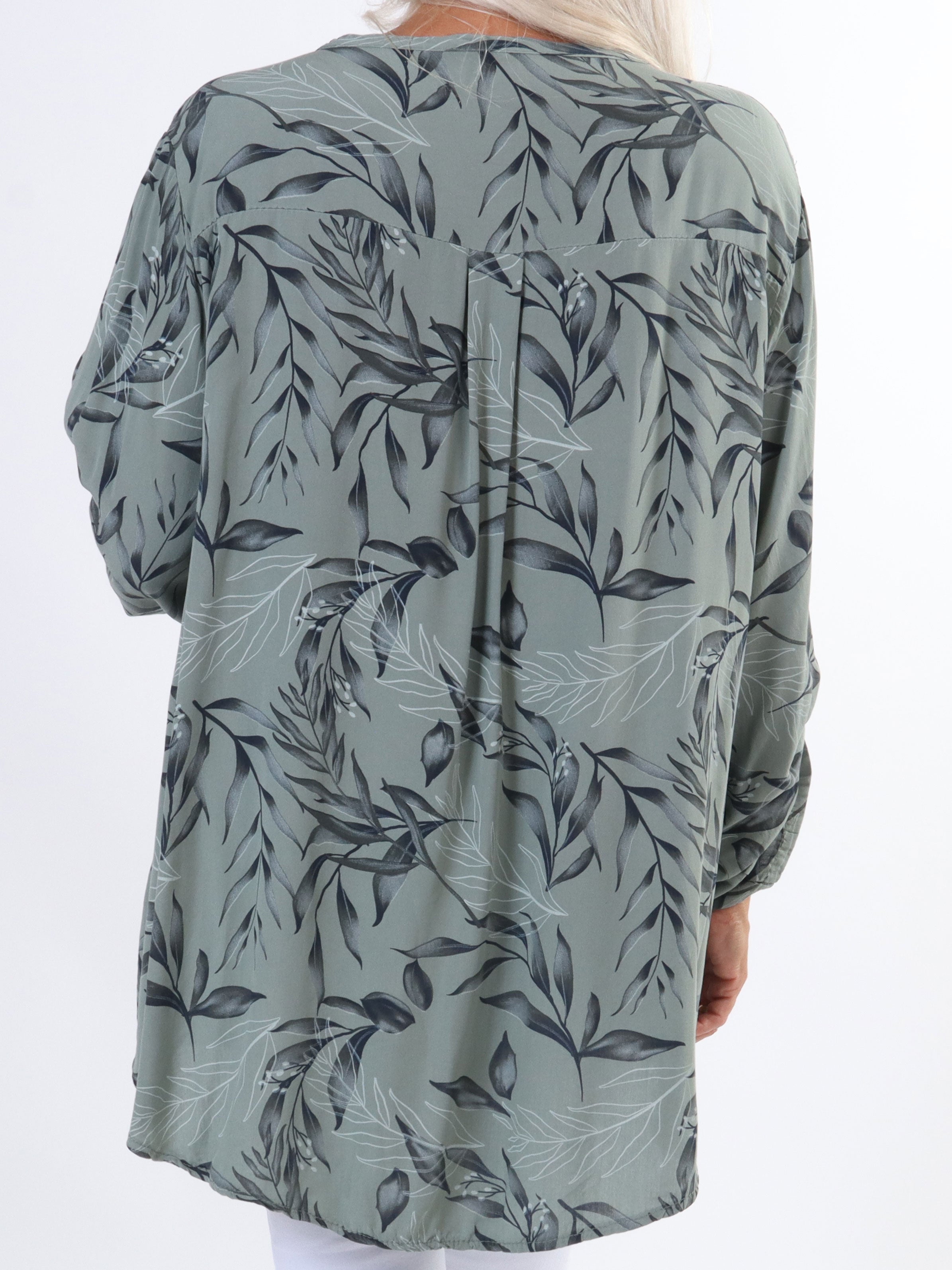 Sne - Fin plus size skjorte i bomuld med blad motiver