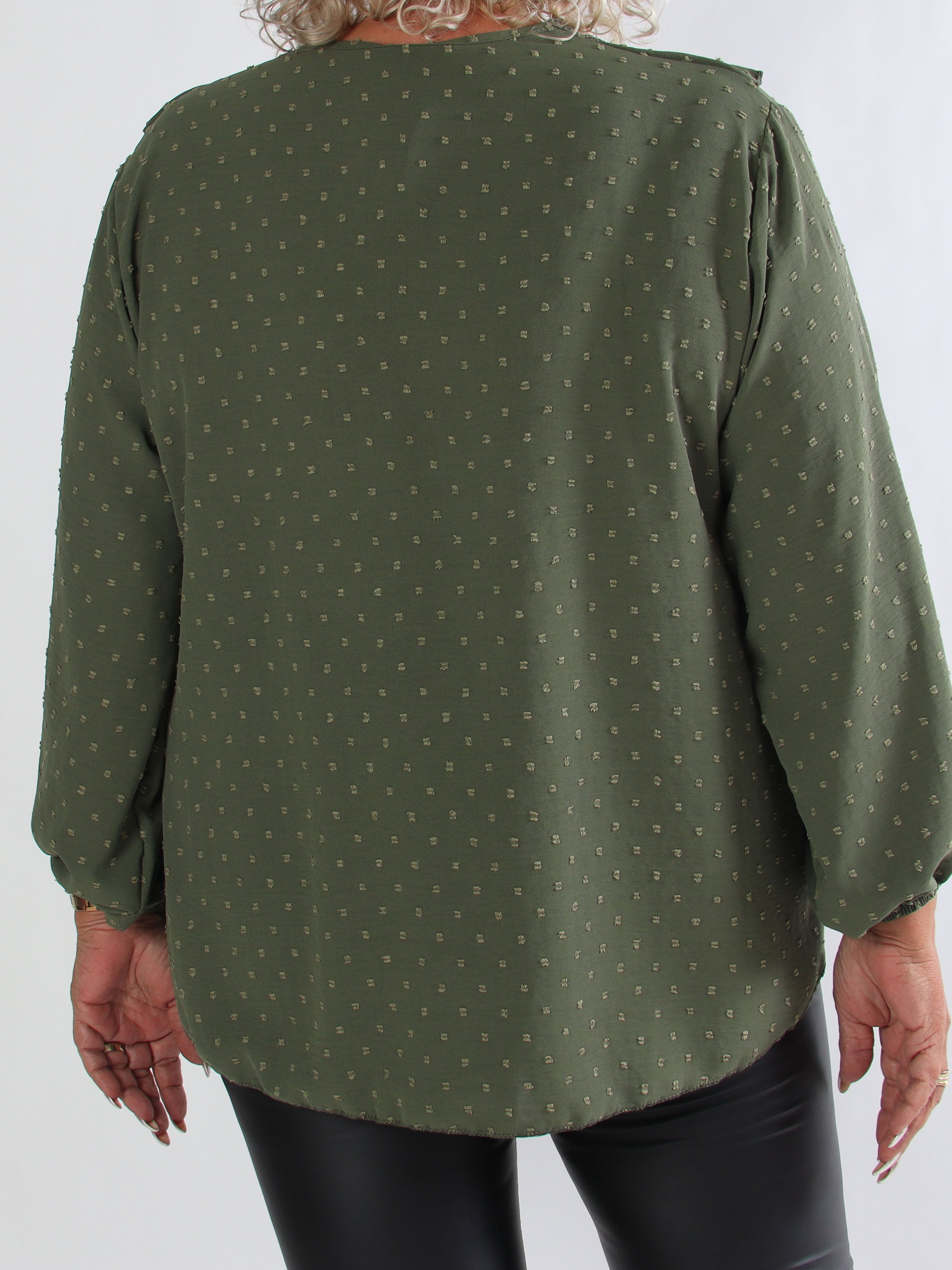 Sozan - Sød tunika med flæser og blondekant i udskæringen