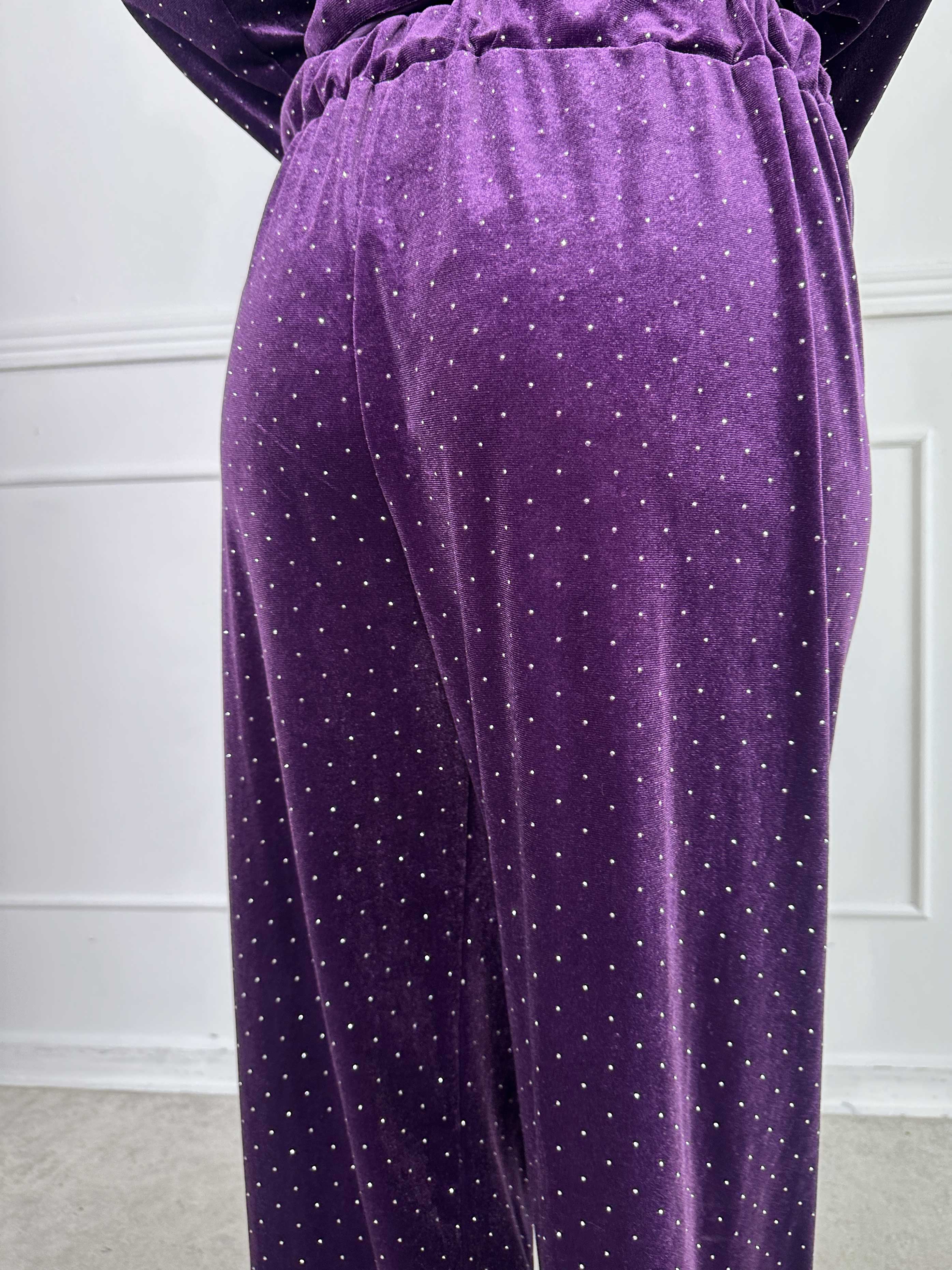 Sparkling - Blødt velour sæt med skinnede sten