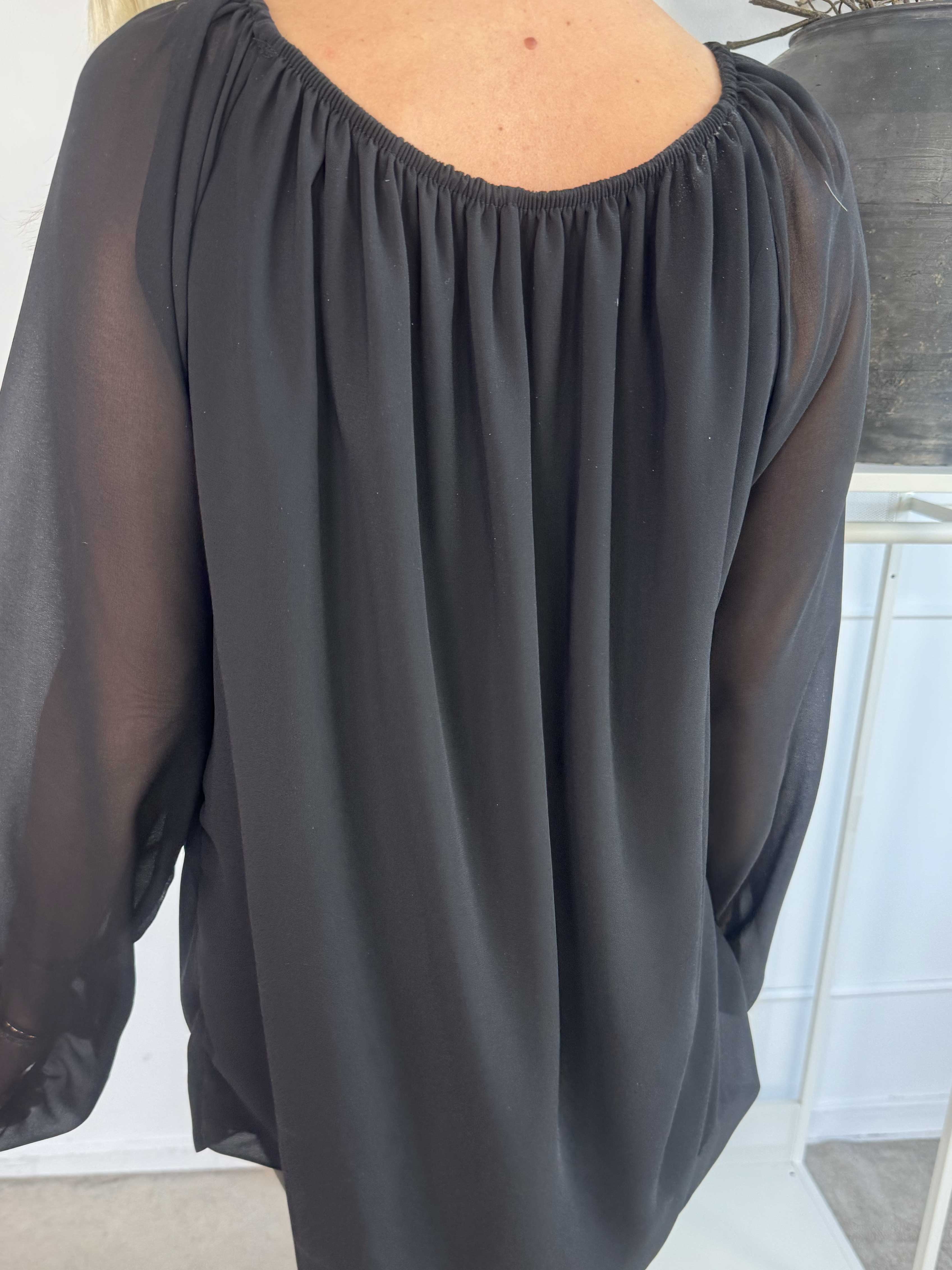 Stef - Fin tunika i chiffonlag med elastikkant