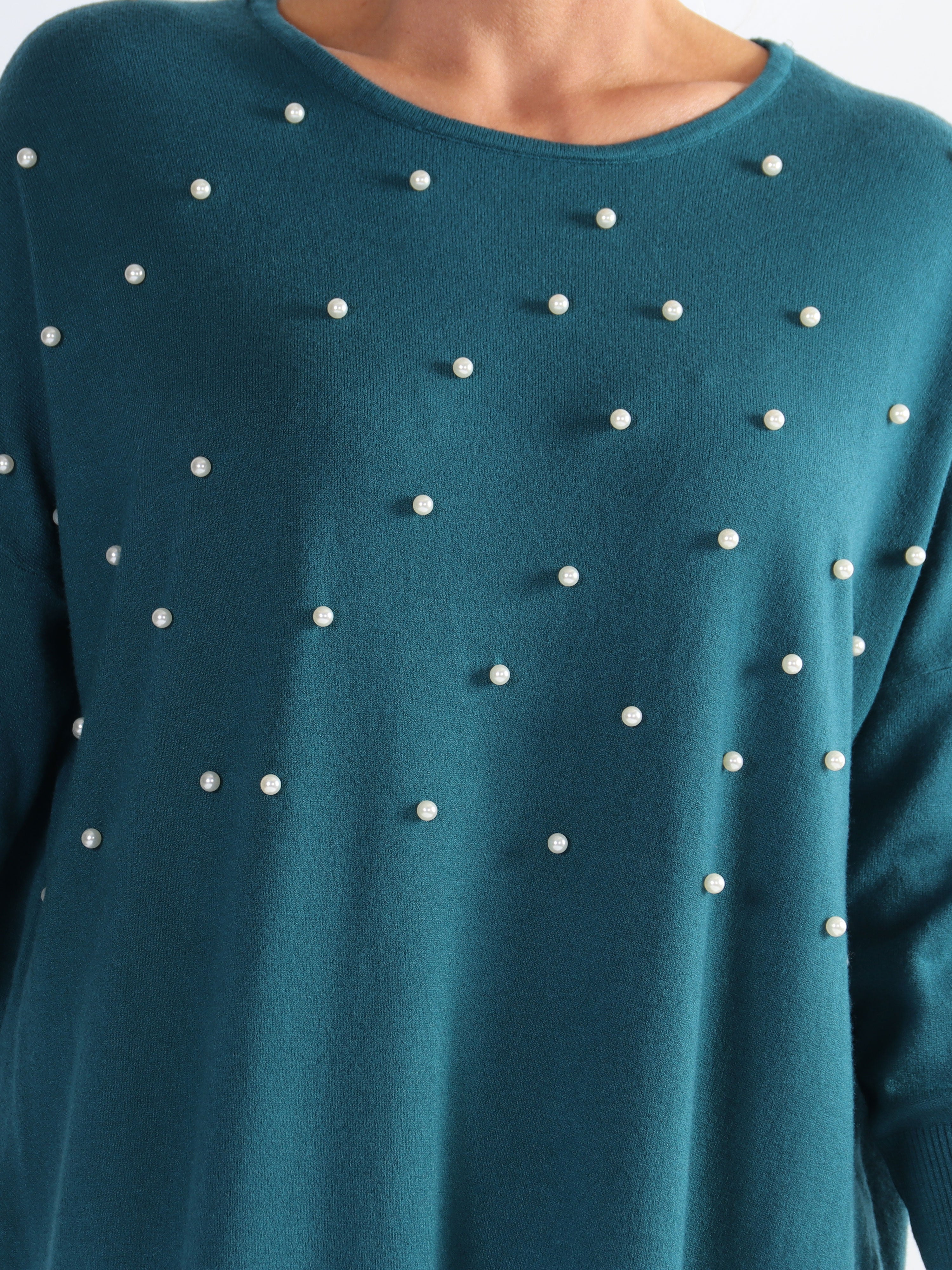 Stefania - Behagelig plus size strikkjole pyntet med perler