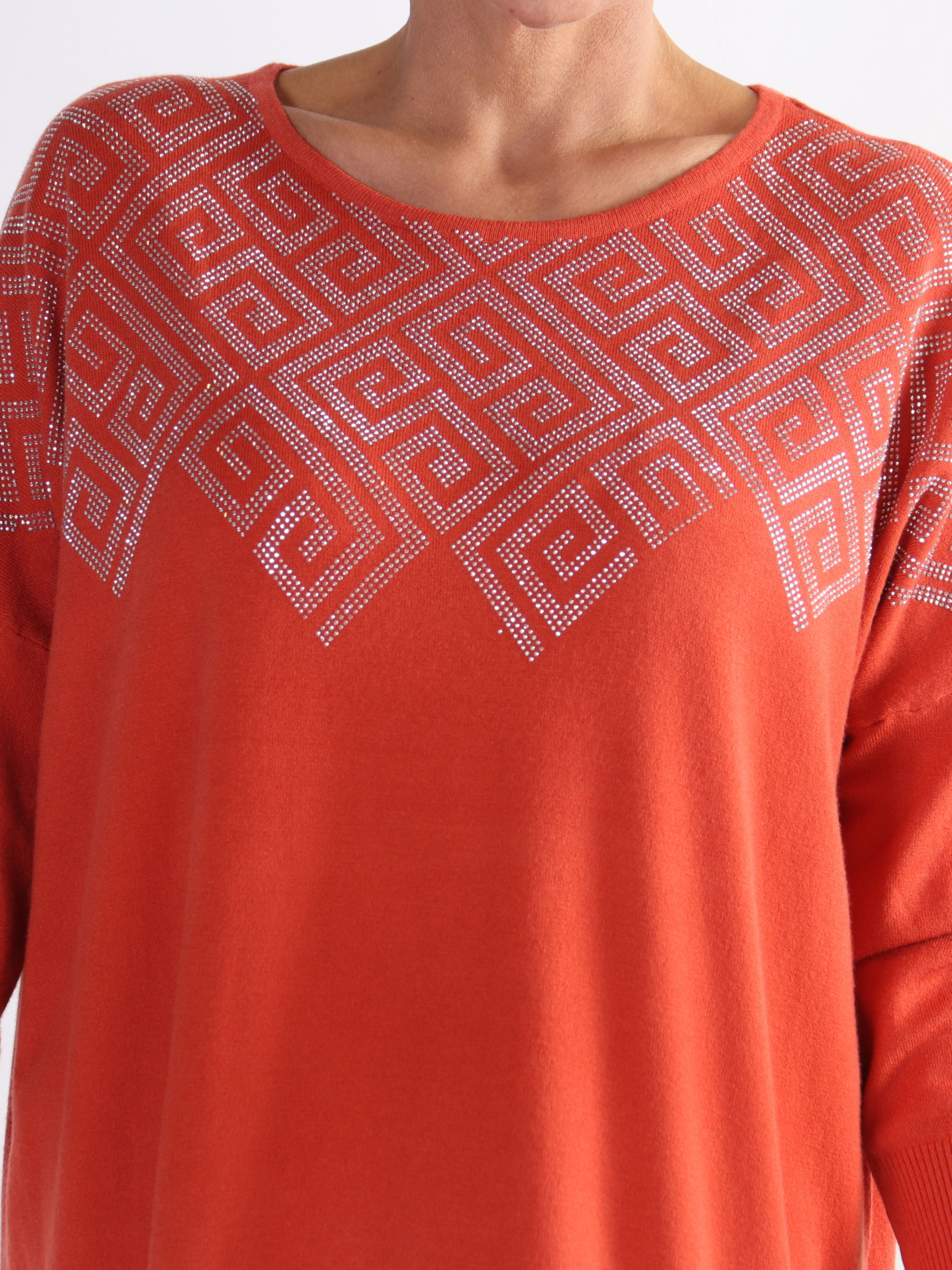 Luna - Blød plus size strikkjole med similisten