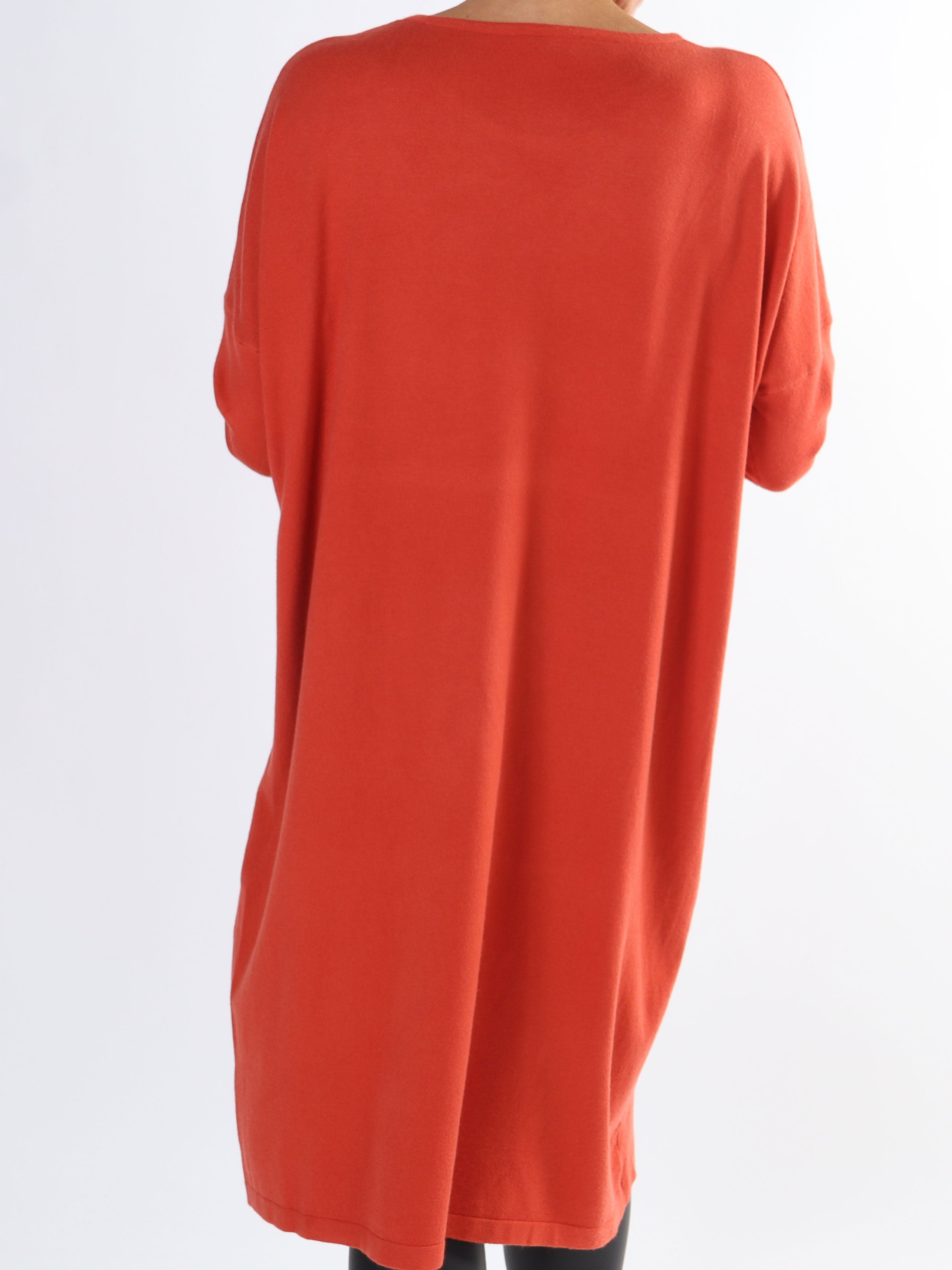 Luna - Blød plus size strikkjole med similisten