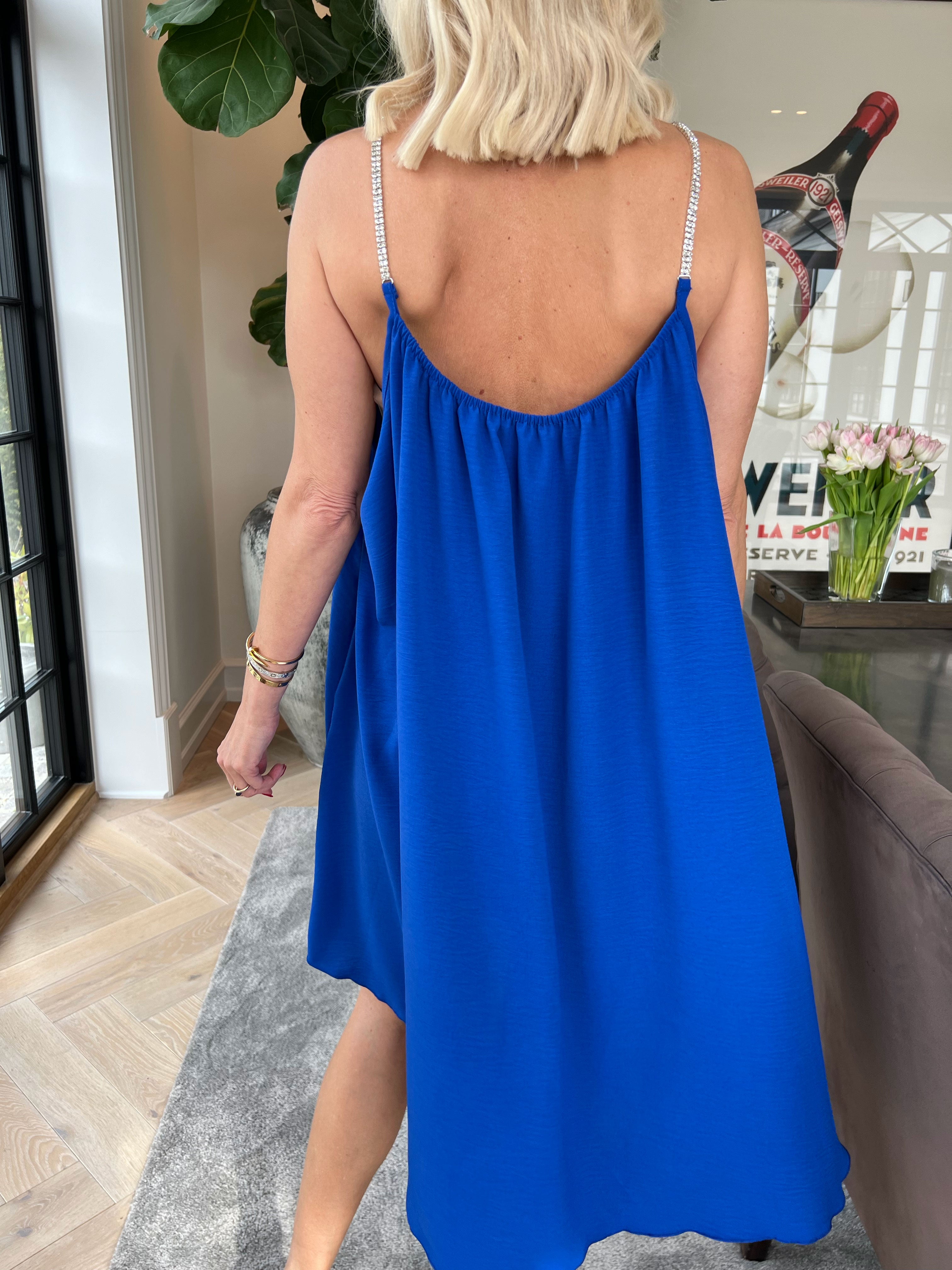 Sunara - Stropkjole i blød viskose med fine similisten på stropperne