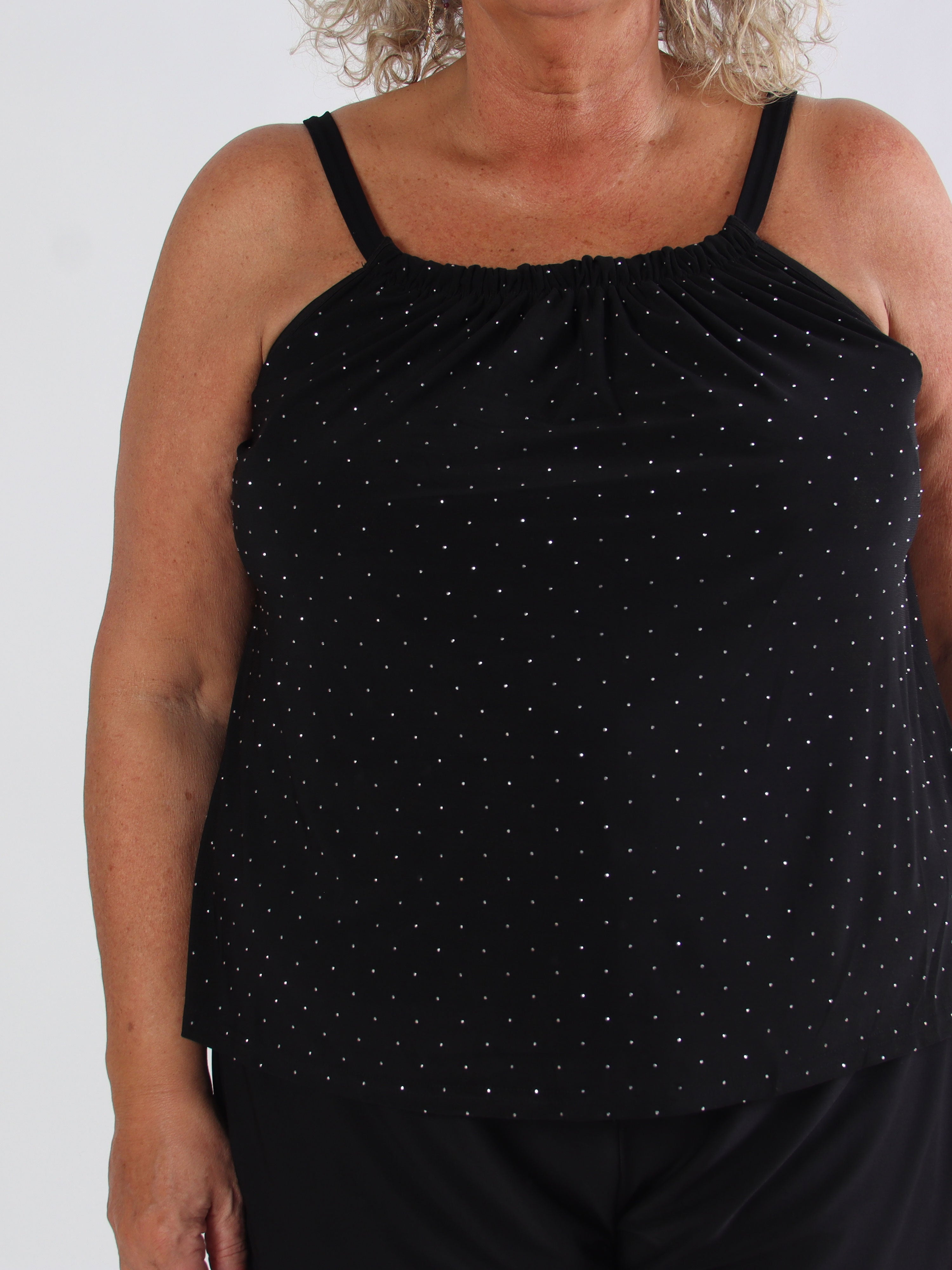 Sunlove Crystal Top - Ensfarvet plus size elastisk top med similisten