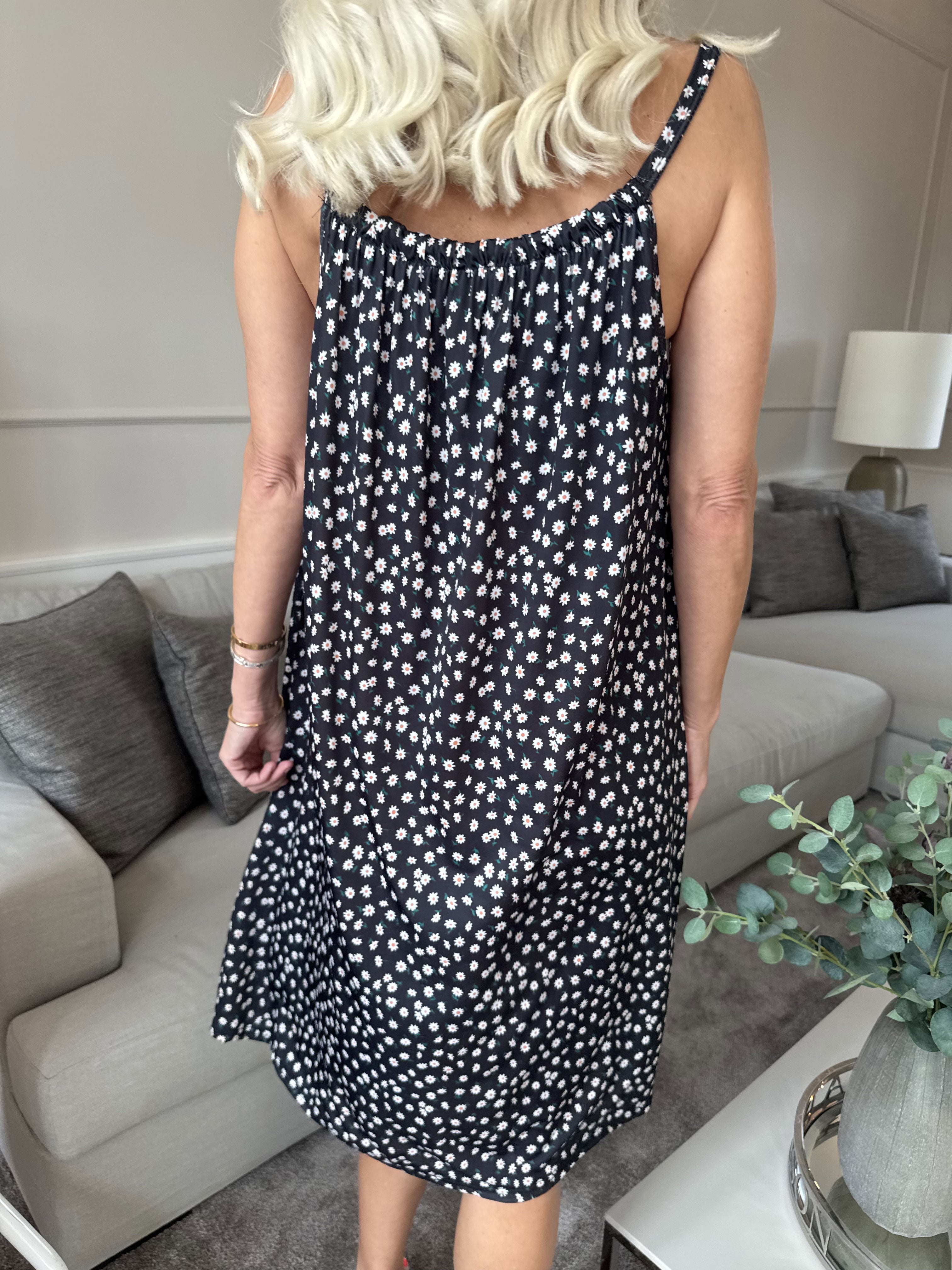 SunLove Small Flower - Elastisk stropkjole med blomsterprint